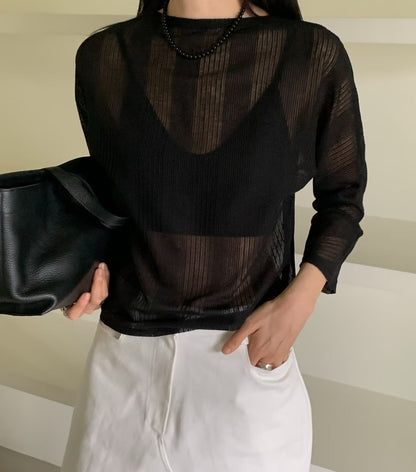 直紋鈕扣冷衫 | Striped Sheer 2-way Cardi-Top