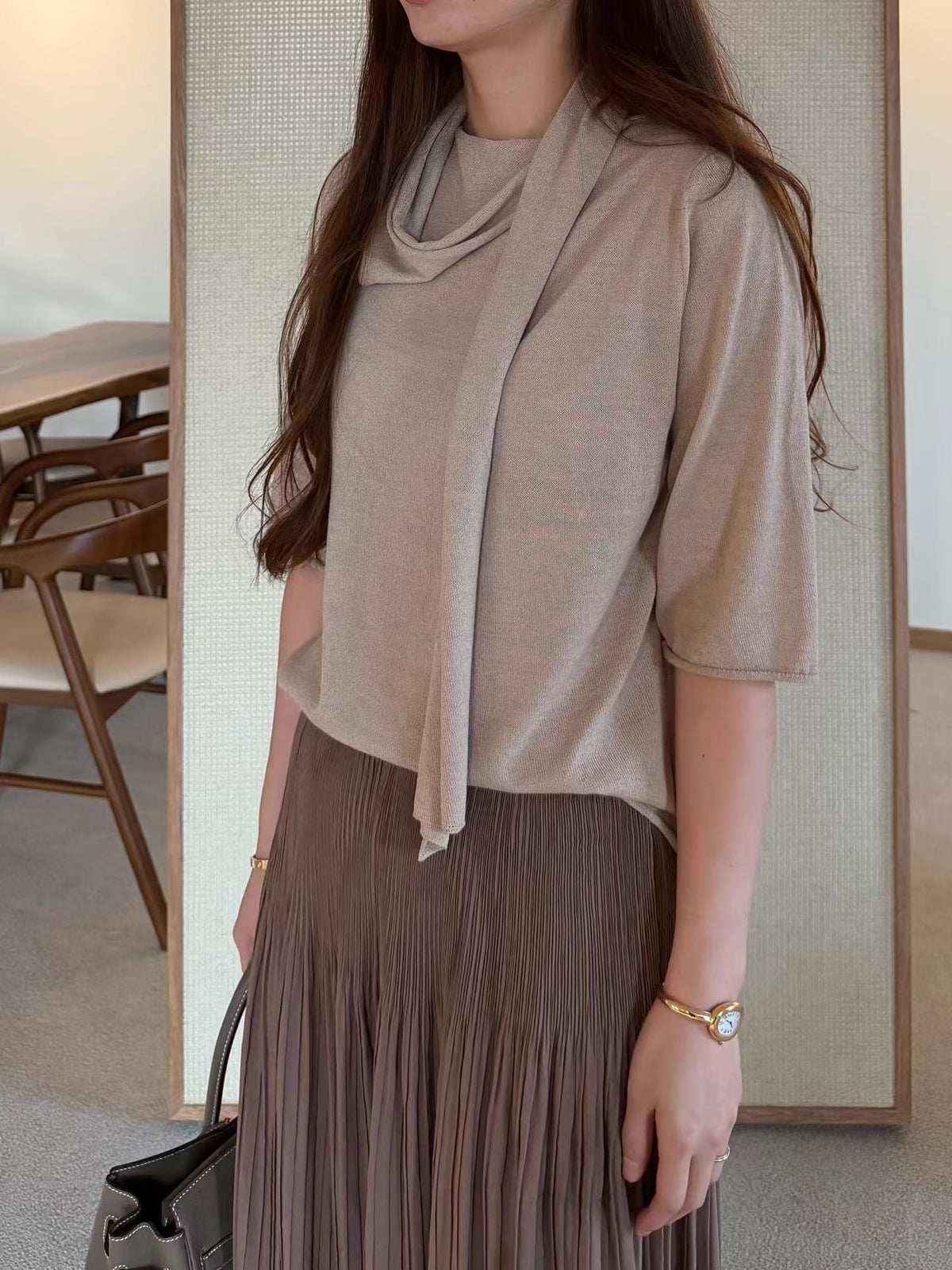 Breezy Tie-Neck Linen Knit | 領結細節麻質輕薄針織上衣