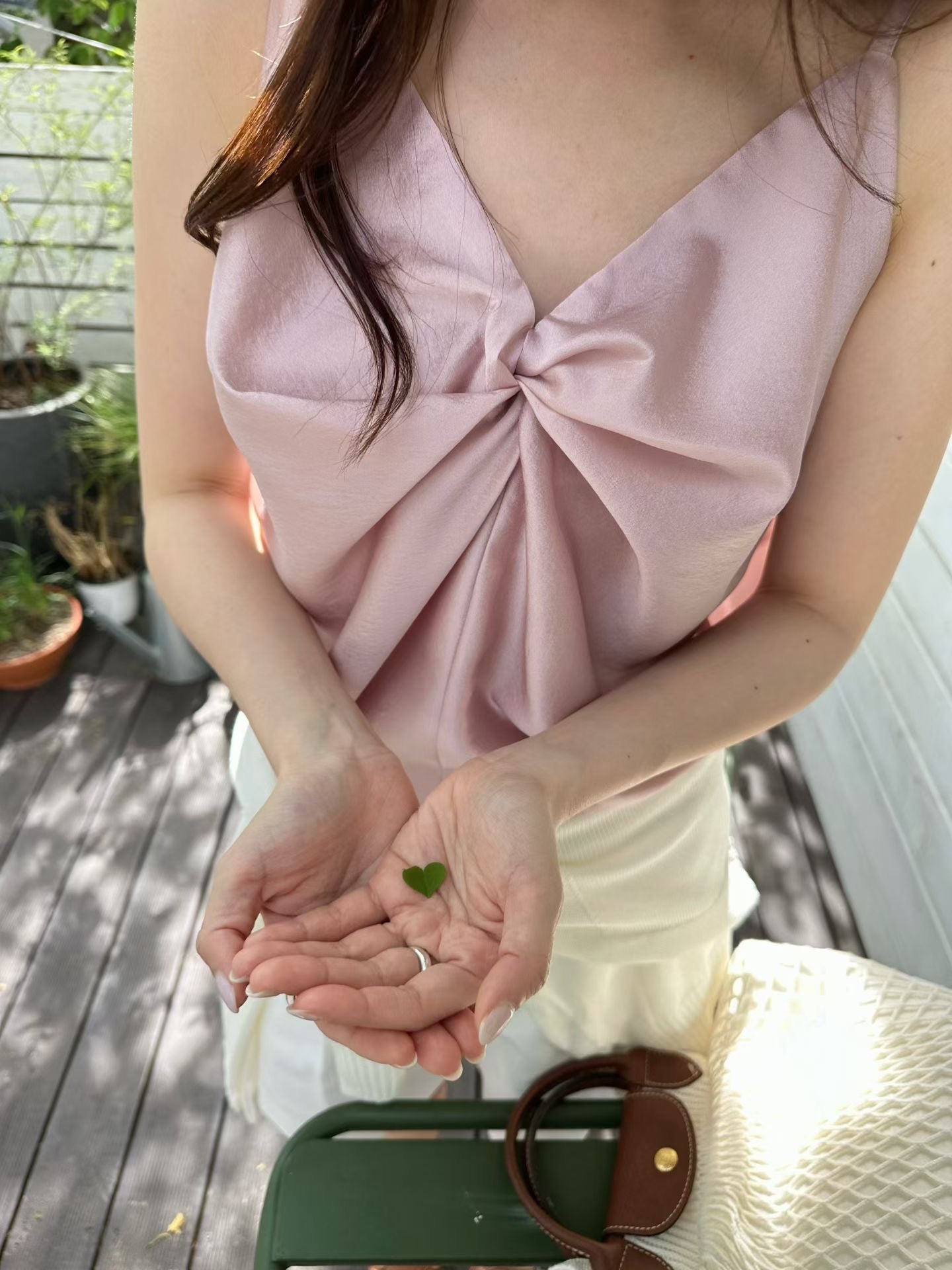 【絕美設計！】Silky Twist Bow Cami | 緞感蝴蝶細肩帶背心