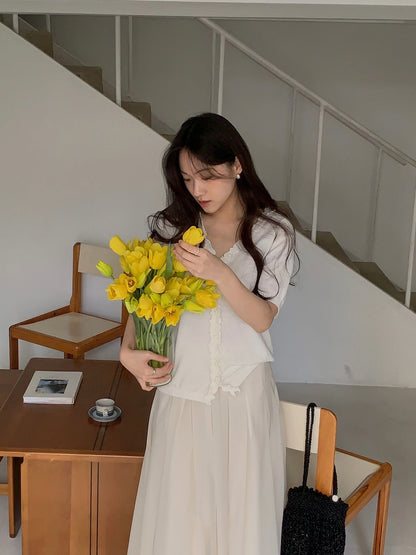 Delicate Ruffle Knitted Blouse | 精緻木耳滾邊上衣￼