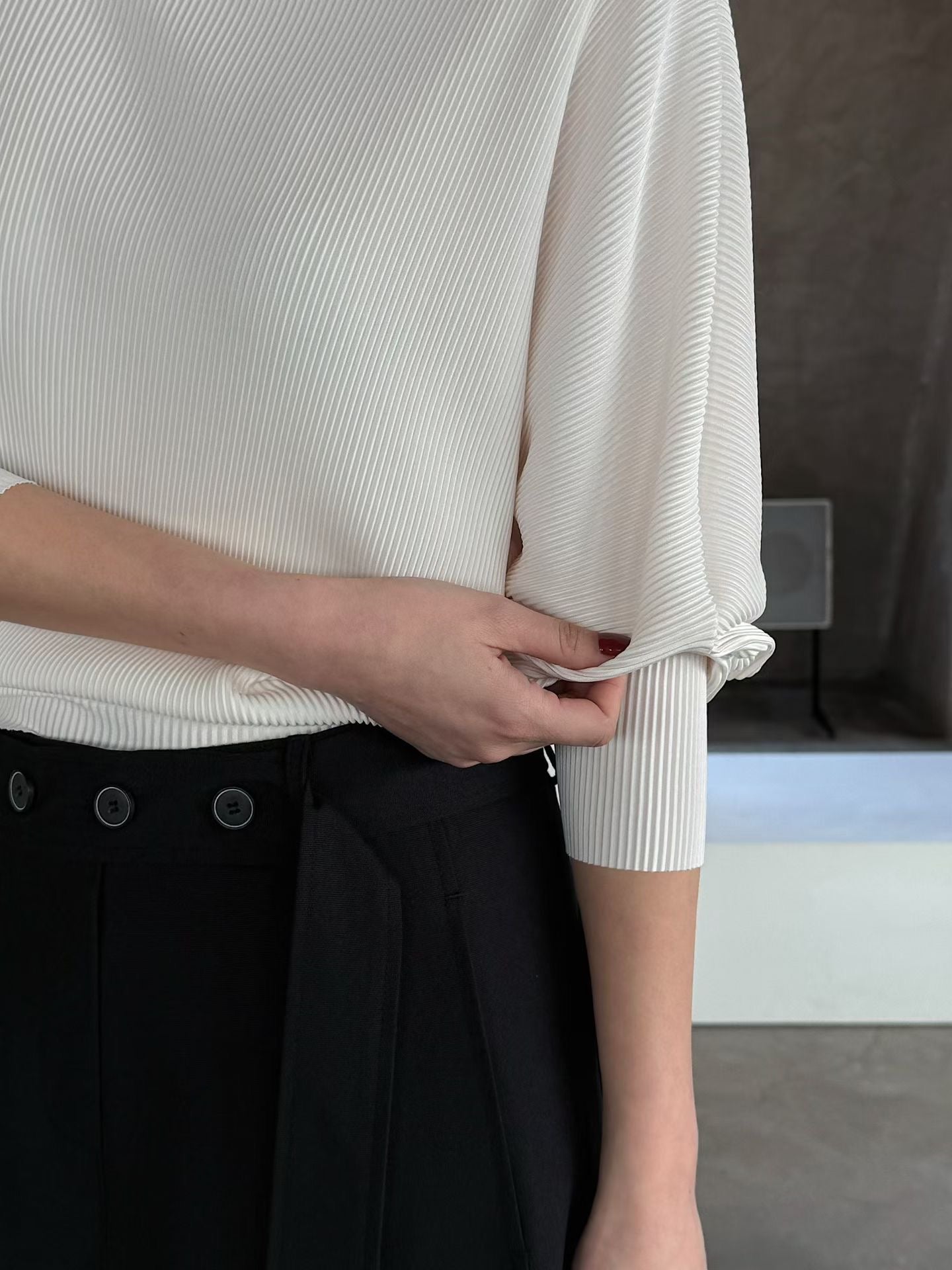 [暴美！] Ultra Soft Pleated Blouse | 中領優雅小摺皺上衣￼￼