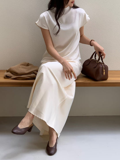 【Monotour 連線】絲滑小飛袖 Silky Capped Sleeves Blouse