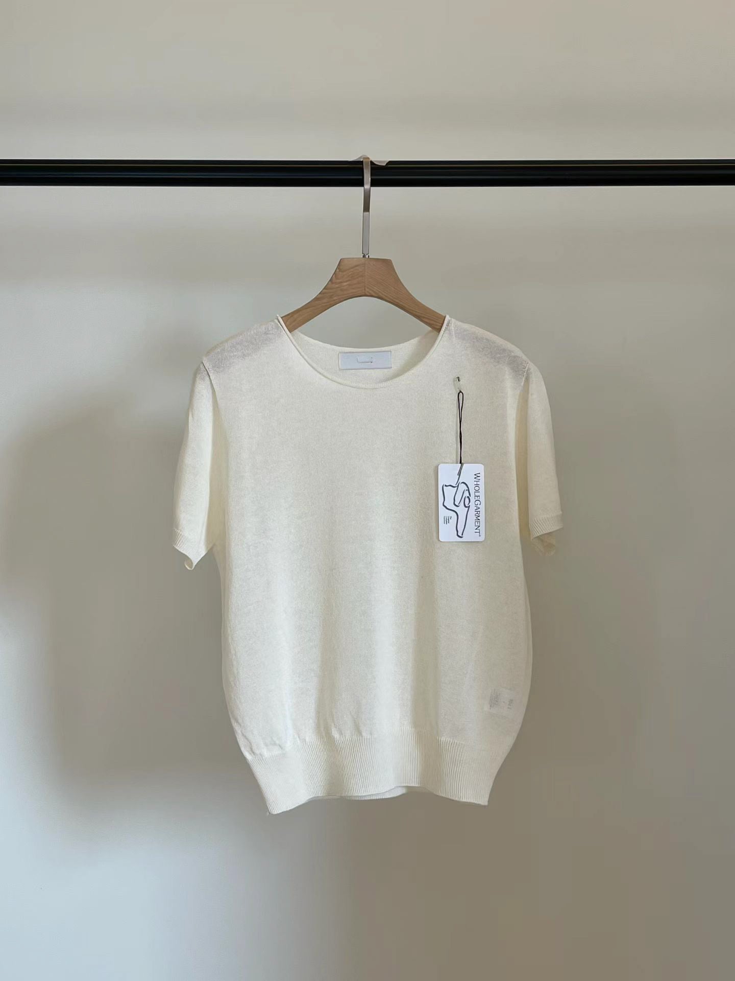 [𝑳𝒊𝒏𝒆𝒏 𝑬𝒅𝒊𝒕] Wholegarment Baby Fluff Short Sleeves Top