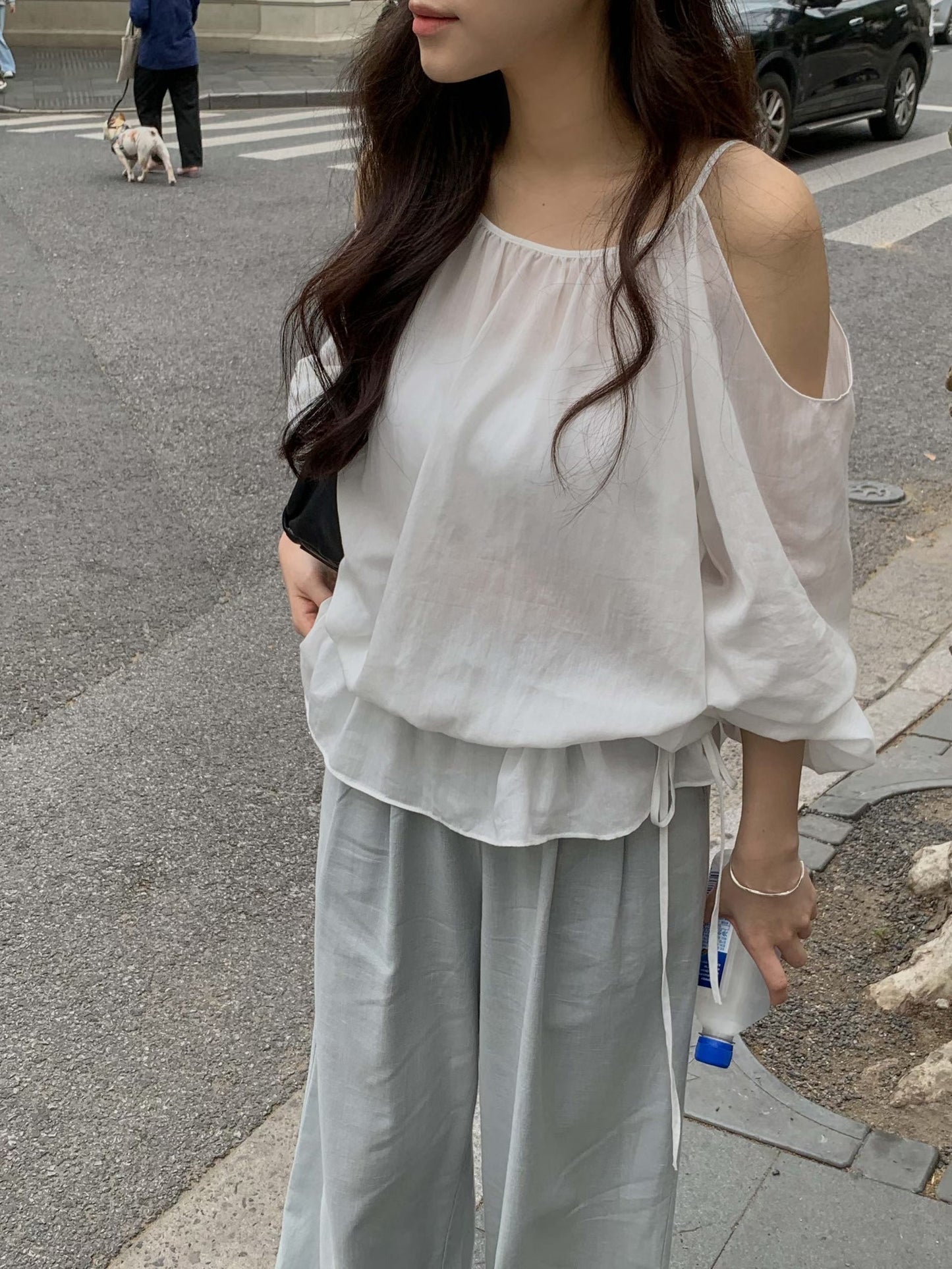 Waterfall Drape Shoulder Halter Blouse | 垂墜掛脖露肩上衣
