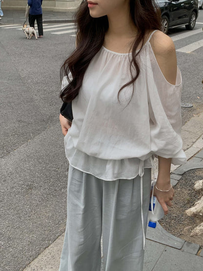 Waterfall Drape Shoulder Halter Blouse | 垂墜掛脖露肩上衣