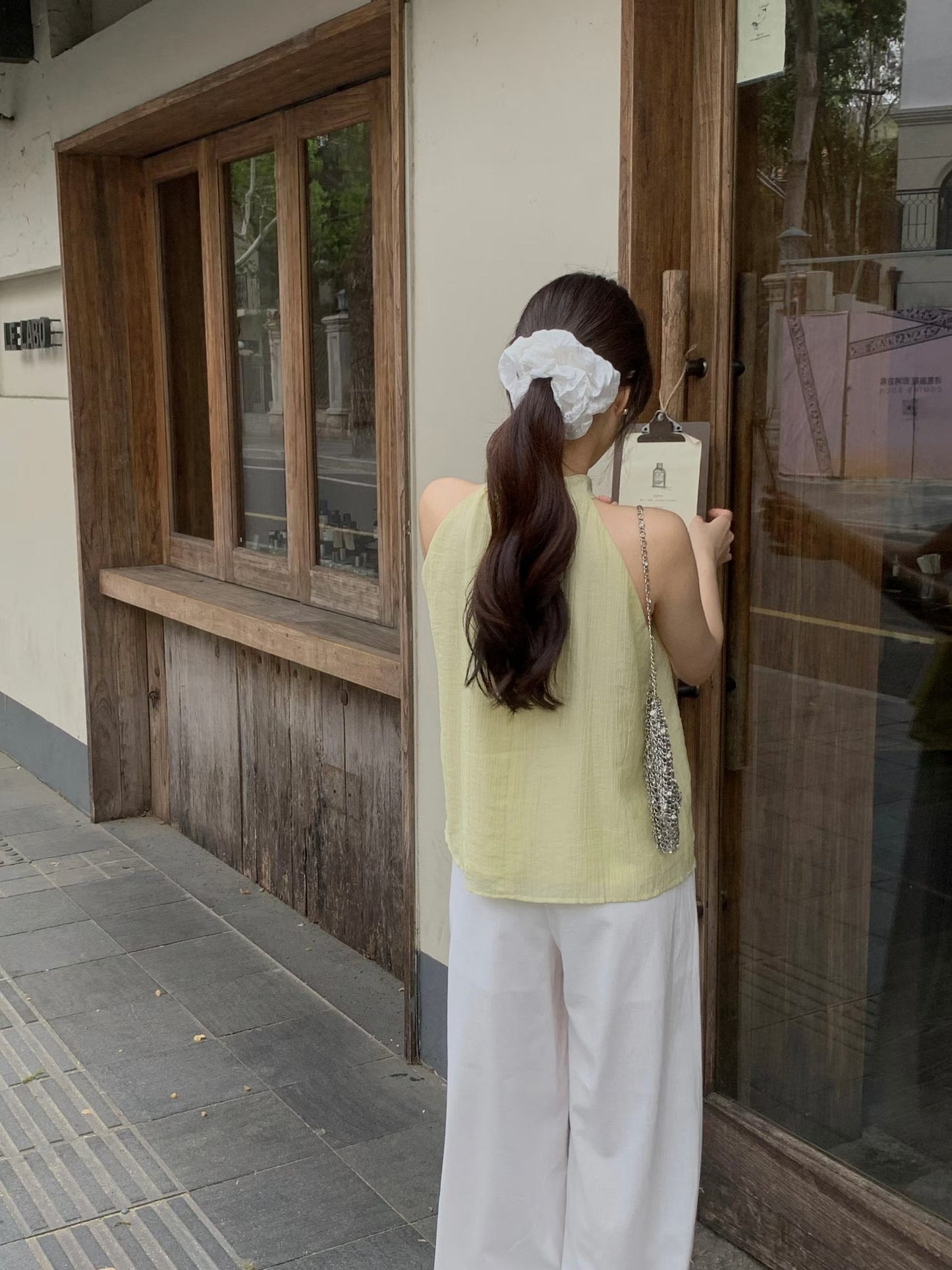 Textured Layer Halter Top | 暗紋理掛脖背心