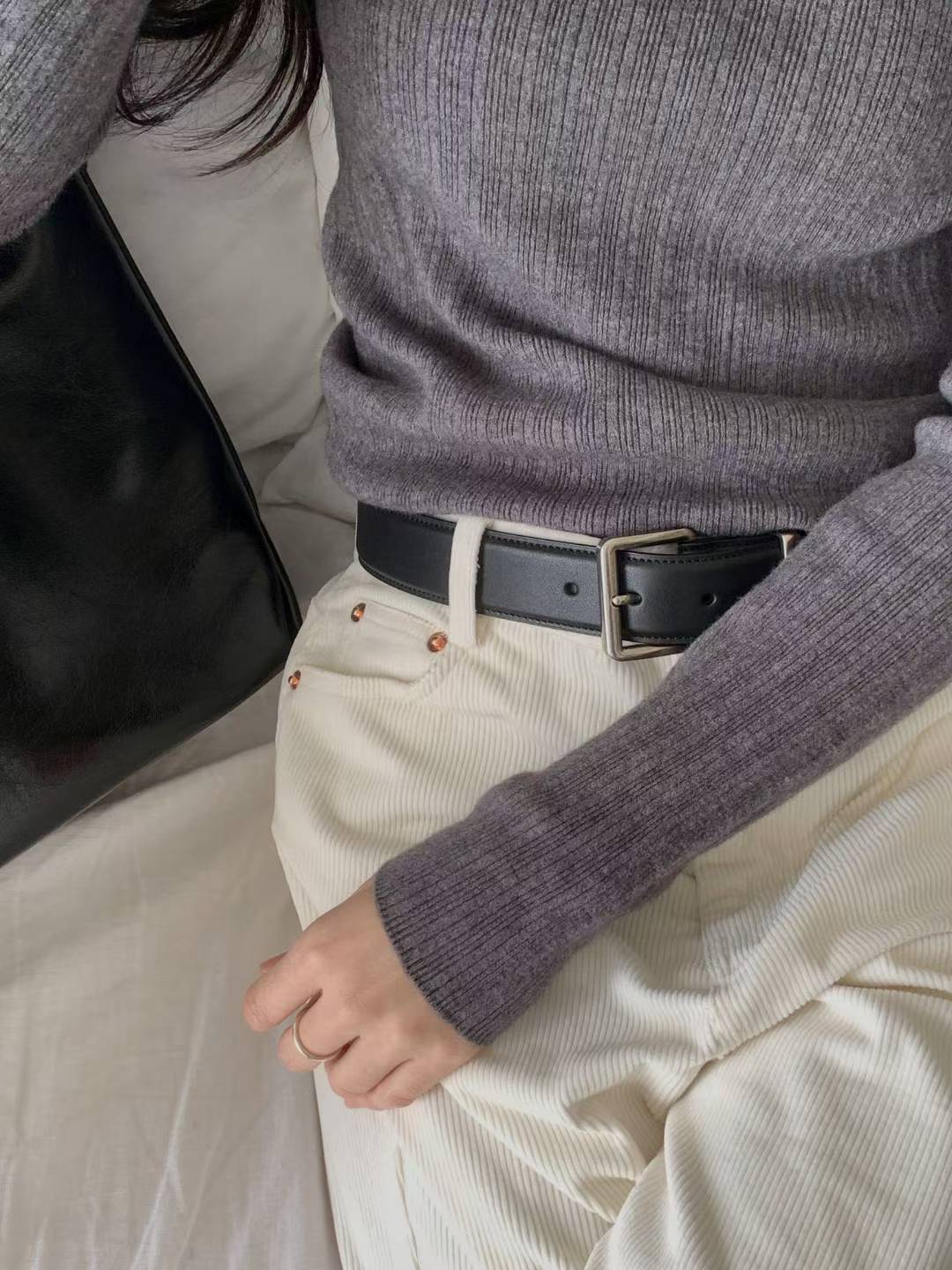 <<優美基礎Top>> Mock Neck Groovy Top | 中領暗直紋上衣