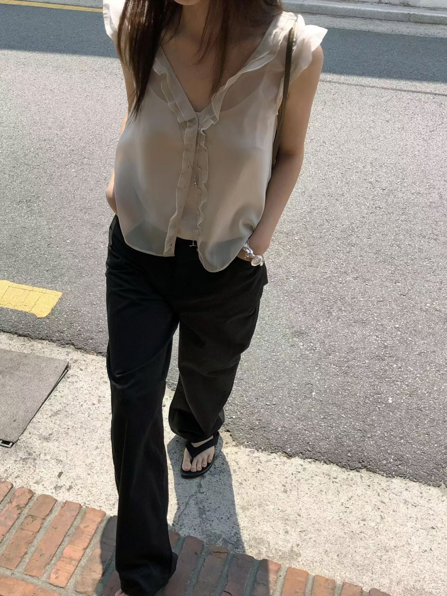 Fairy Bloom Ruffle Blouse | 仙氣荷葉滾邊小飛袖背心