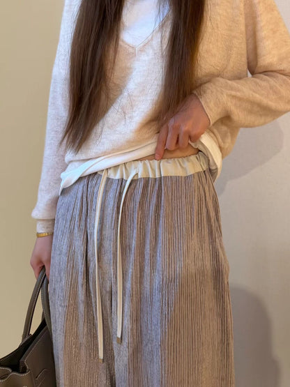 Satin Sheen Pleated Flexi Pants | 微緞感皺褶寬鬆直筒長褲