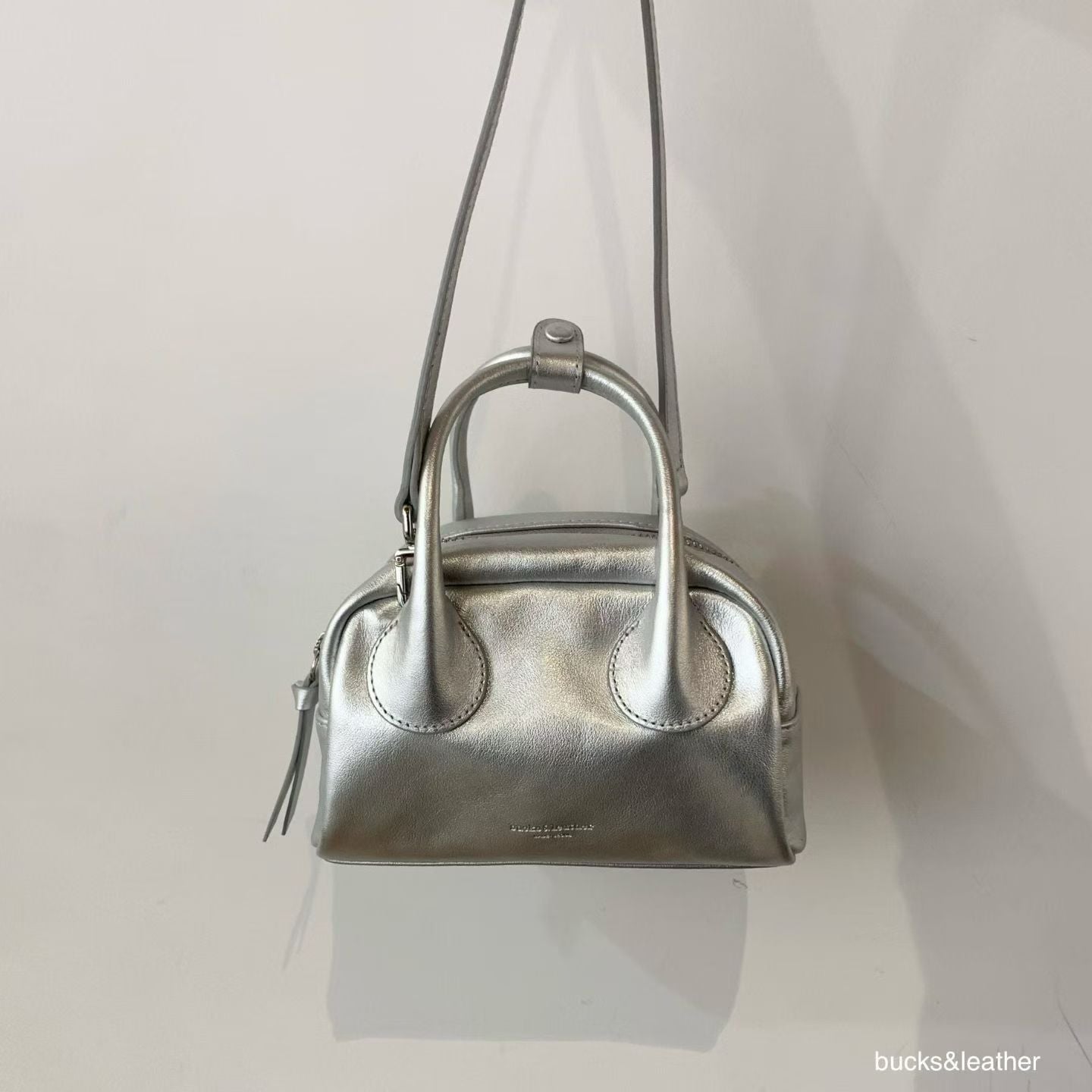 【Monotour 連線】Bucks & Leather Mini Cutie Lambskin Bowling Bag