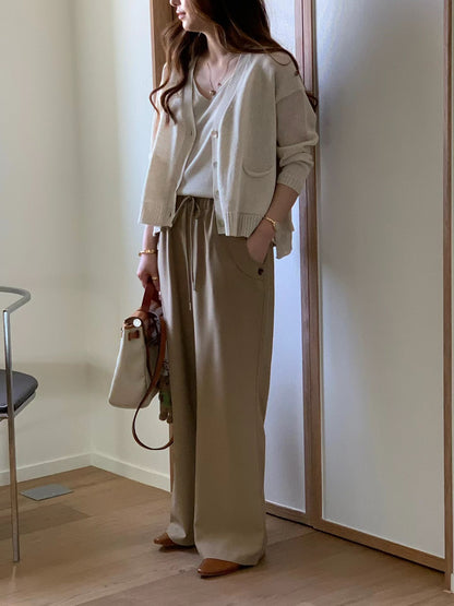 [𝑳𝒊𝒏𝒆𝒏 𝑬𝒅𝒊𝒕] Deep V Button Cardigan