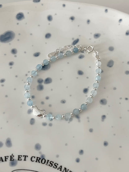 Misty Ice Blue Beaded Bracelet | 冰霧藍串珠手鏈