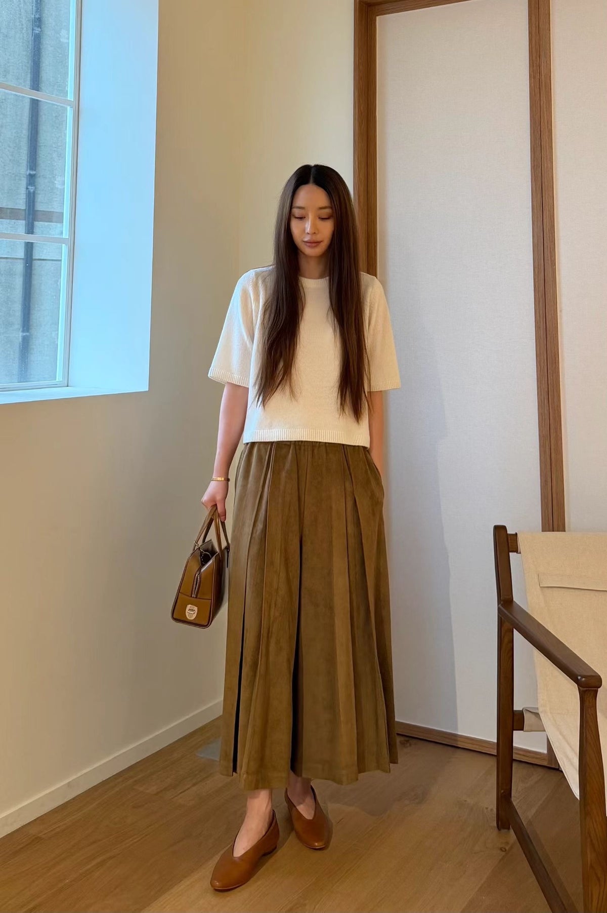 Premium Plush Ribbed Cashmere Crewneck | 軟糯羅紋圓領羊駝毛針織上衣