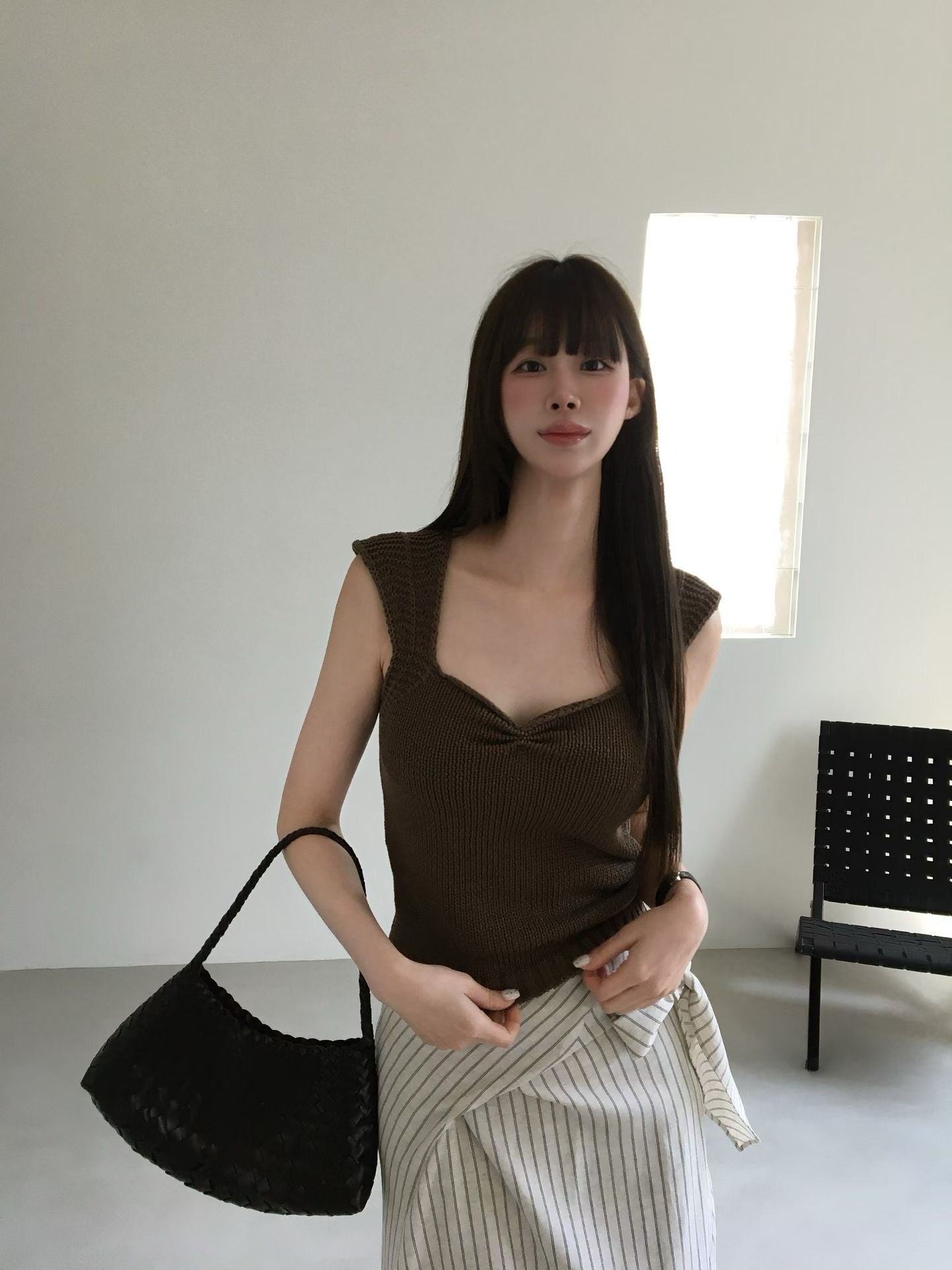 Elegant Scallop Neckline Top | 優雅貝殼領口背心
