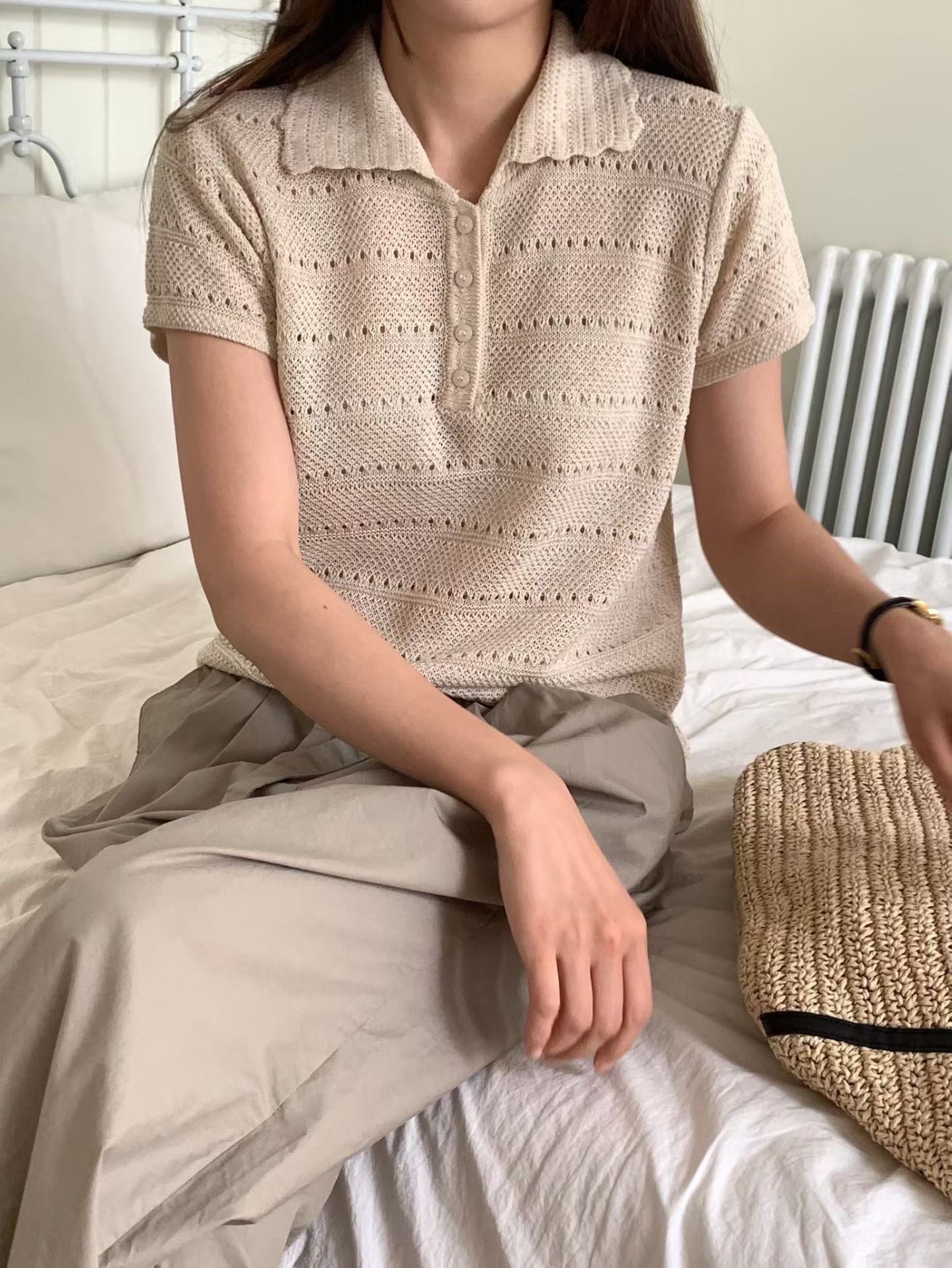 Frill Collar Lacey Tee | 滾邊細節小通花上衣￼