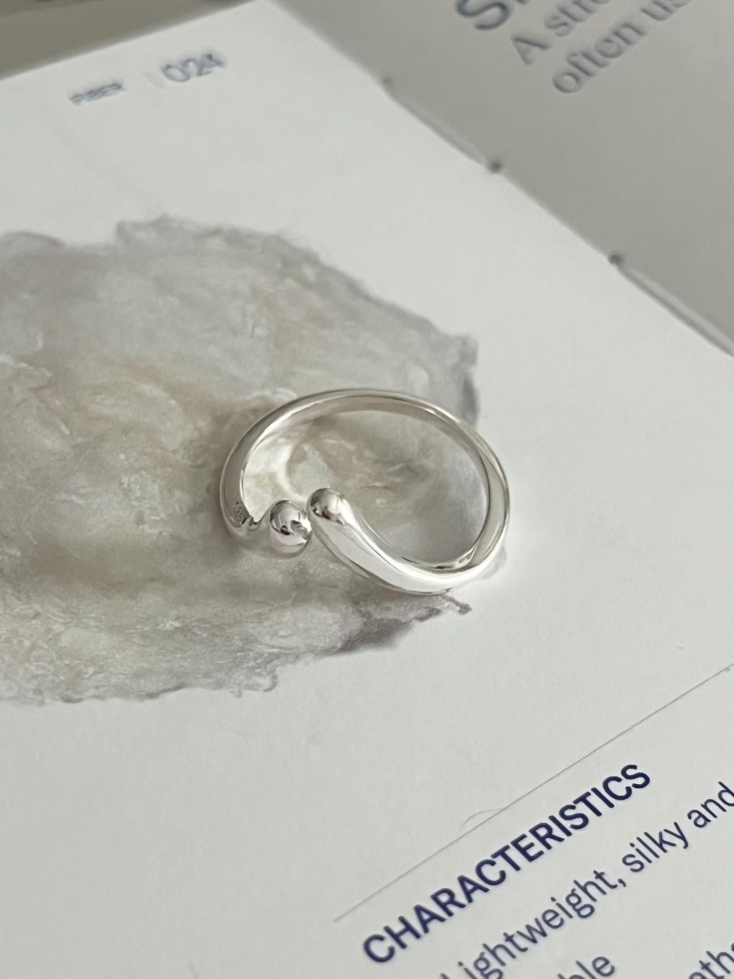 Fluid Drop Curl Ring | 流線水滴捲曲戒指￼