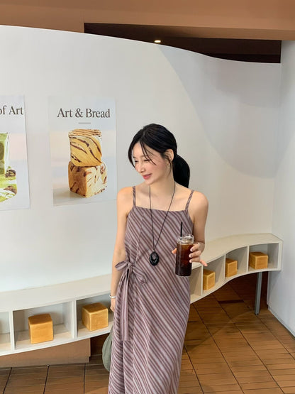 Parisian Effortless Striped Tie Bow Slip Dress | 法系斜條紋側綁結長裙