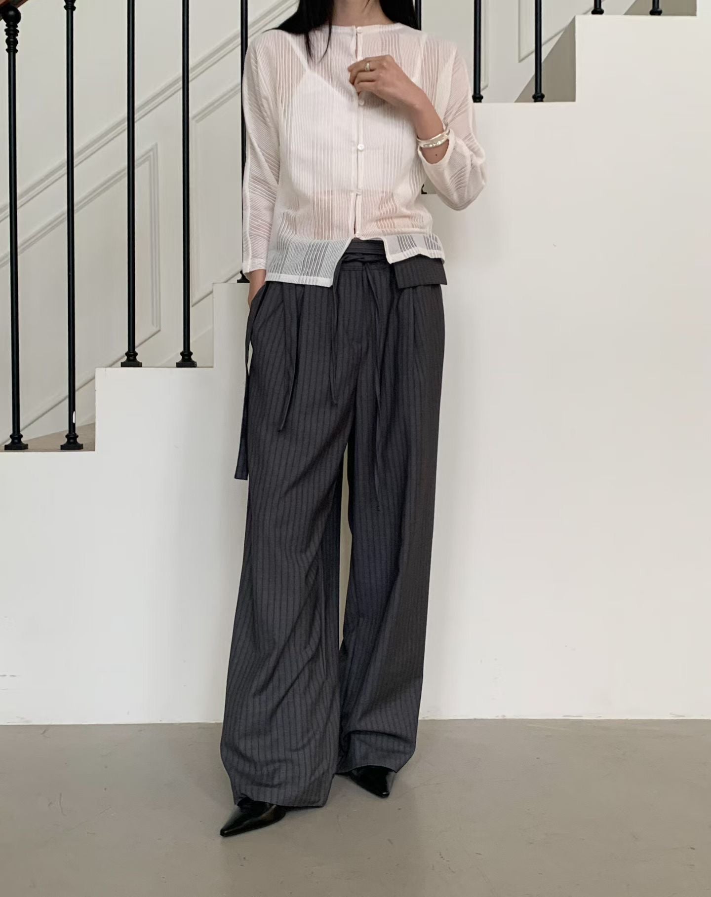 直紋鈕扣冷衫 | Striped Sheer 2-way Cardi-Top
