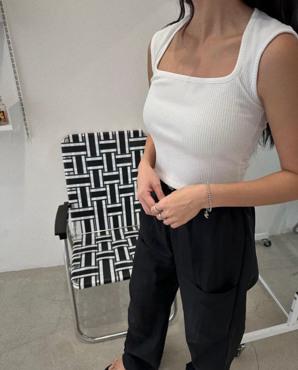 【極美胸型】Chic Neckline Basic Top | 個性美梯型領口Top