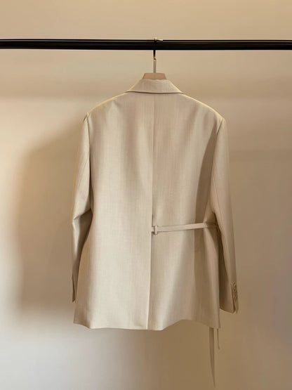 [𝑳𝒊𝒏𝒆𝒏 𝑬𝒅𝒊𝒕] Summer Pearly Linen Blend Blazer | 順滑觸感混麻西裝外套