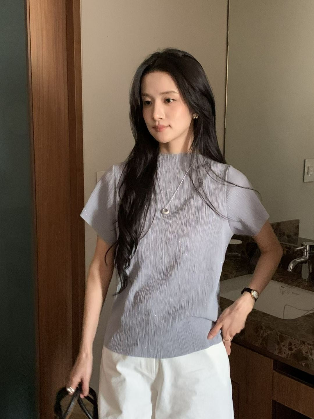 Fine Pleated Elegant Blouse | 精緻壓摺優雅上衣