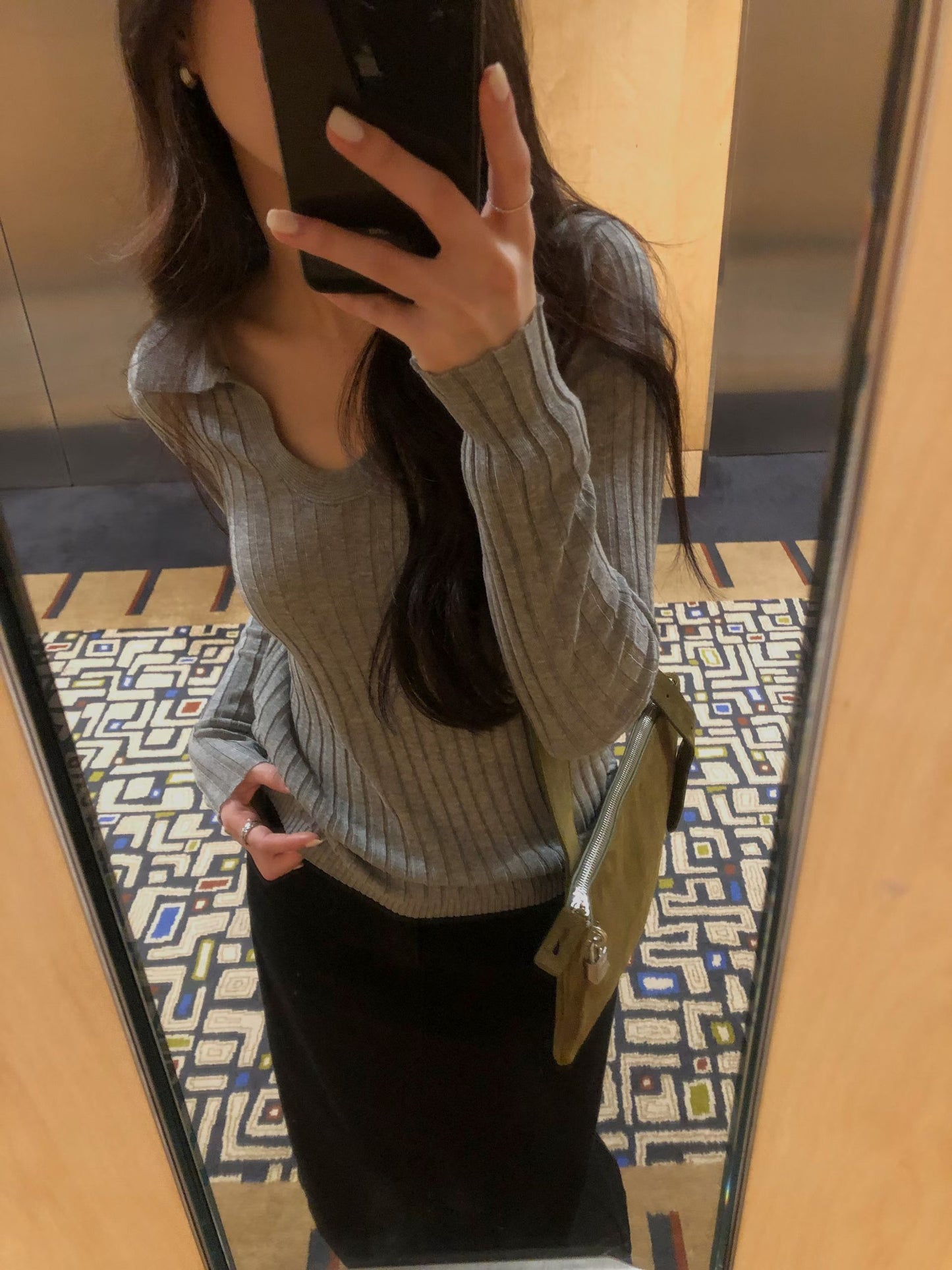 Stretchy Collared V Neck Top