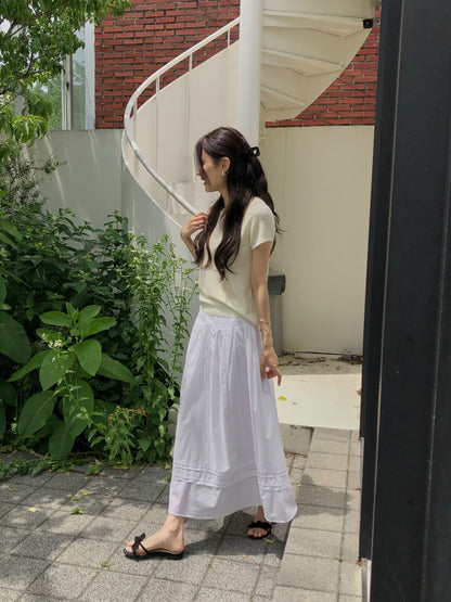 Soft Piping Halo Knit | 滾邊羽霧感輕針織上衣