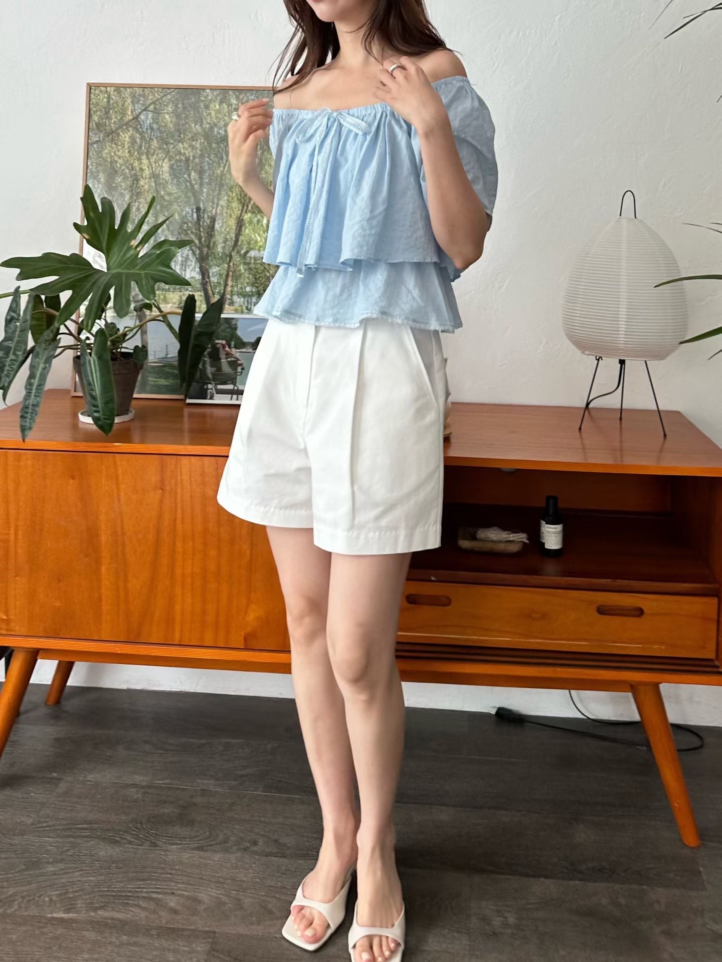 Layered Ruffle Cloud Blouse |  疊層荷葉邊上衣