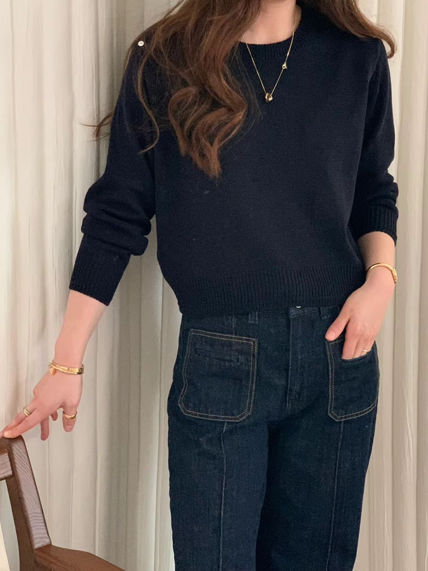 [𝑳𝒊𝒏𝒆𝒏 𝑬𝒅𝒊𝒕] Button Detail Classic Knit