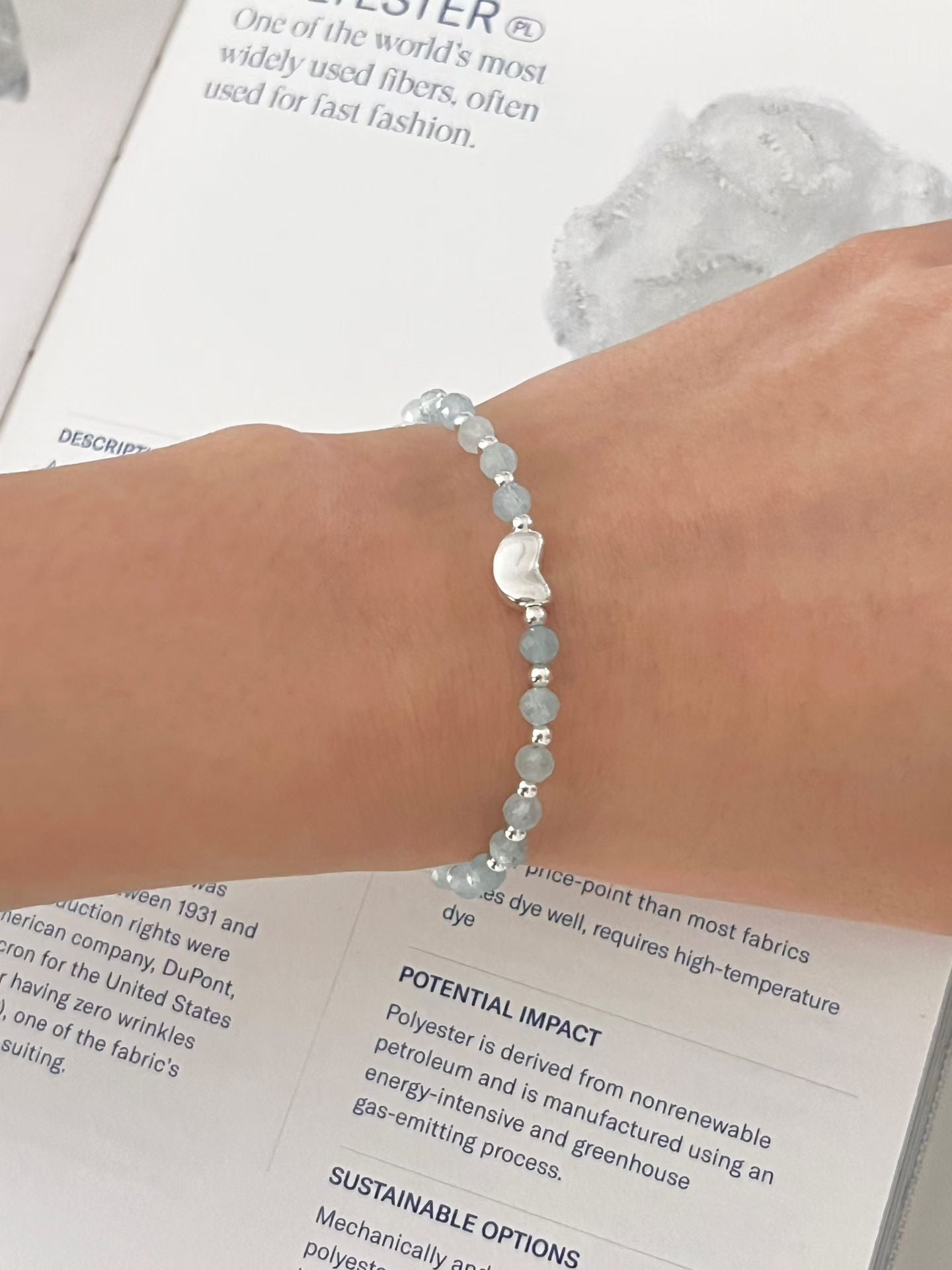Misty Ice Blue Beaded Bracelet | 冰霧藍串珠手鏈