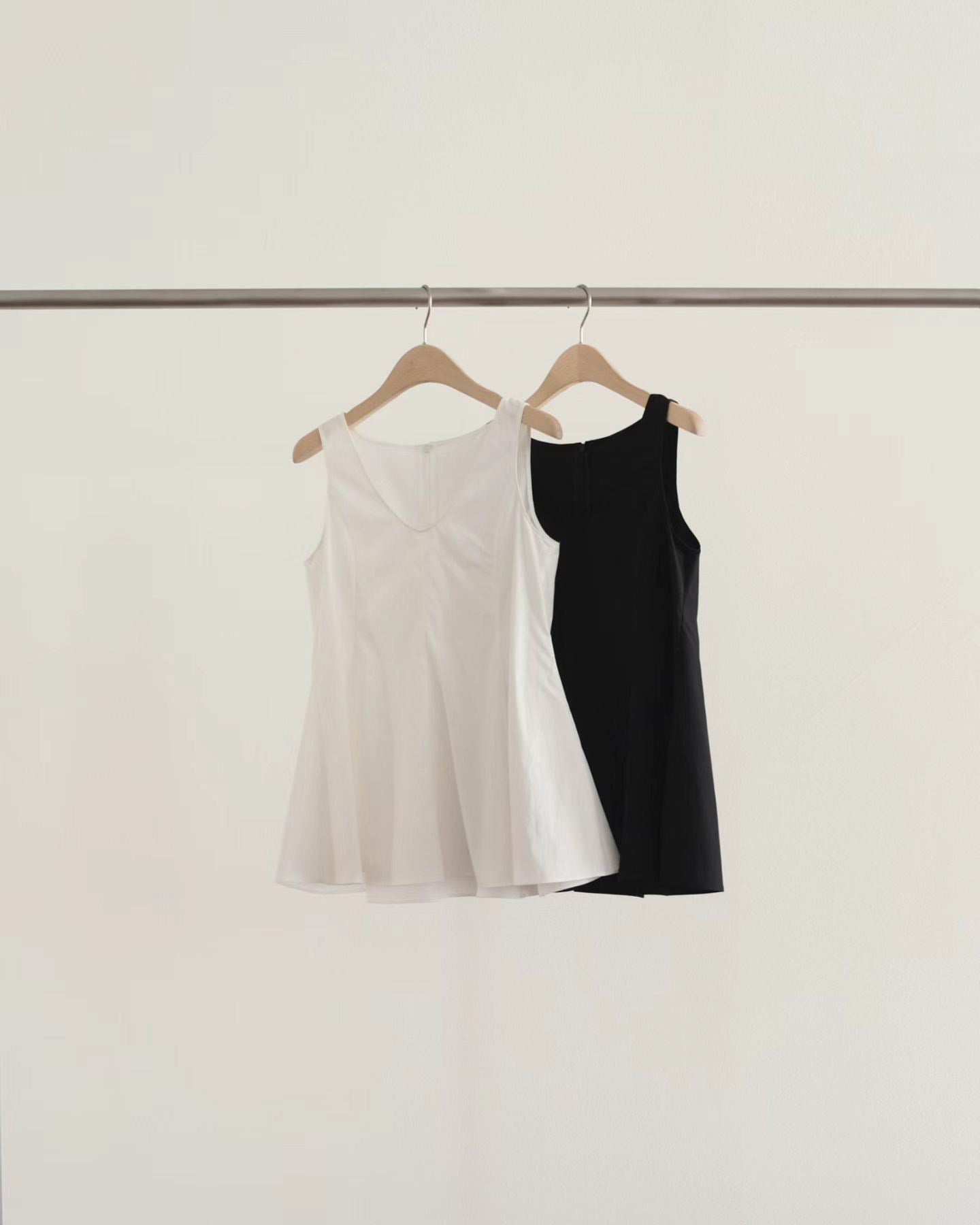 Summer Poppy Peplum Blouse | 夏日小傘擺修身上衣