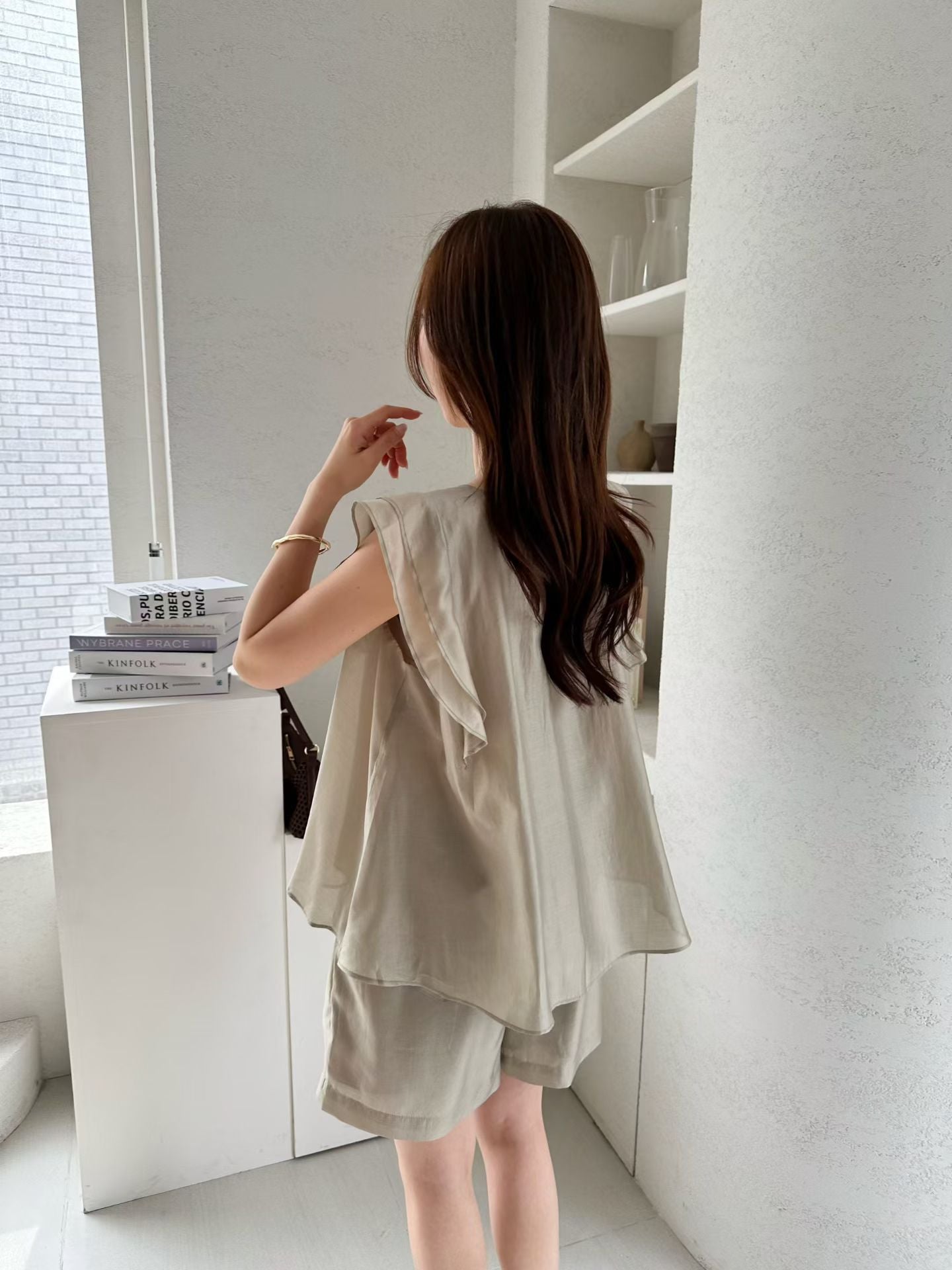 Tencel Flare Capped Sleeves Blouse | 天絲小飛袖氣質上衣
