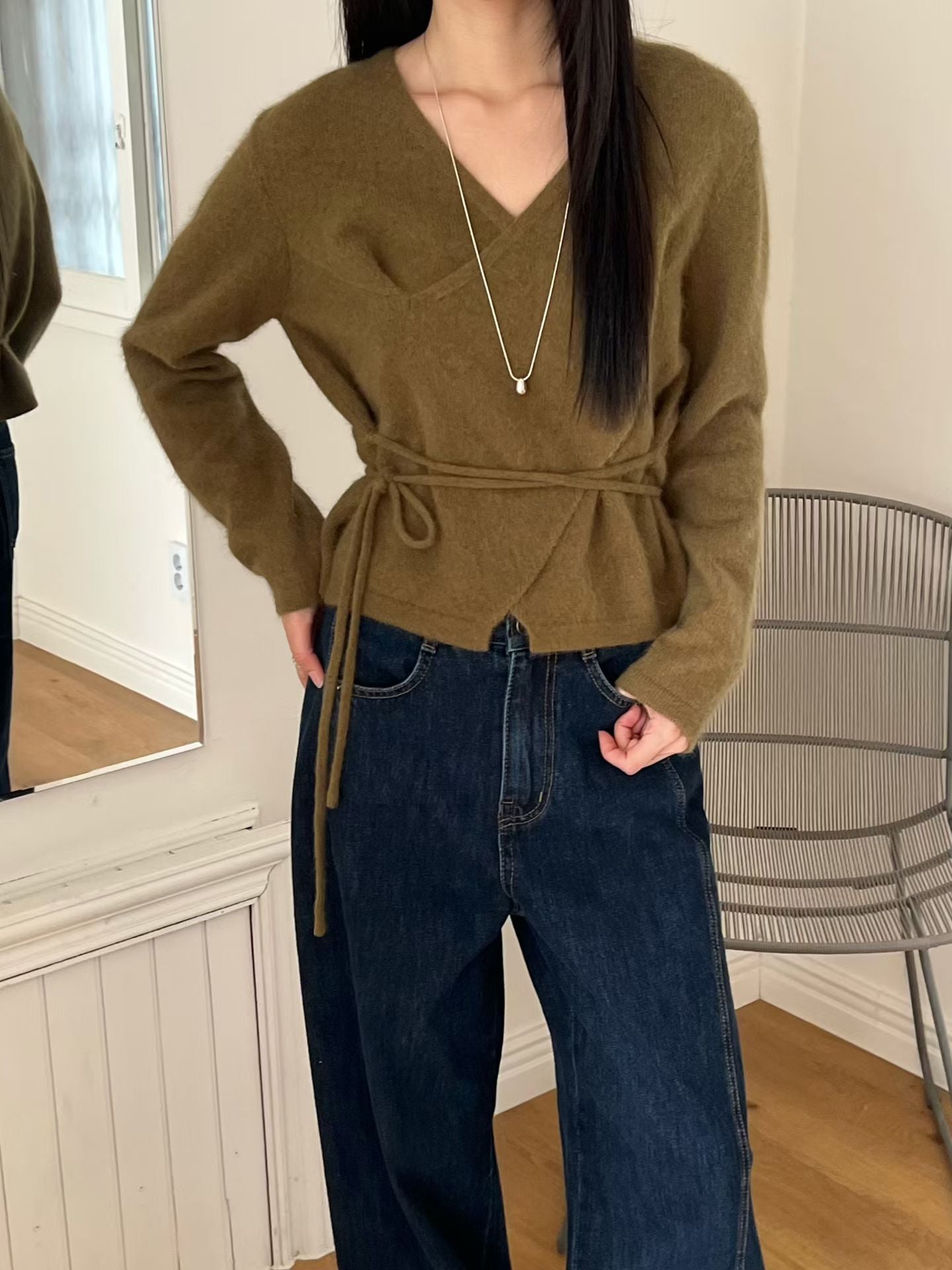 <<簡約層次>> Raccoon Wrap Top | 浣熊毛交疊上衣