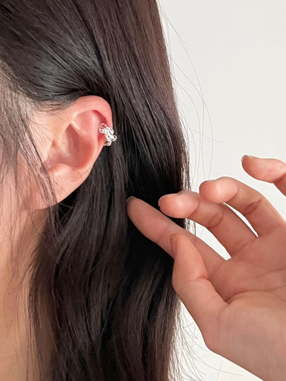 Twisted Silver Ear Cuff | 扭紋線條耳扣￼
