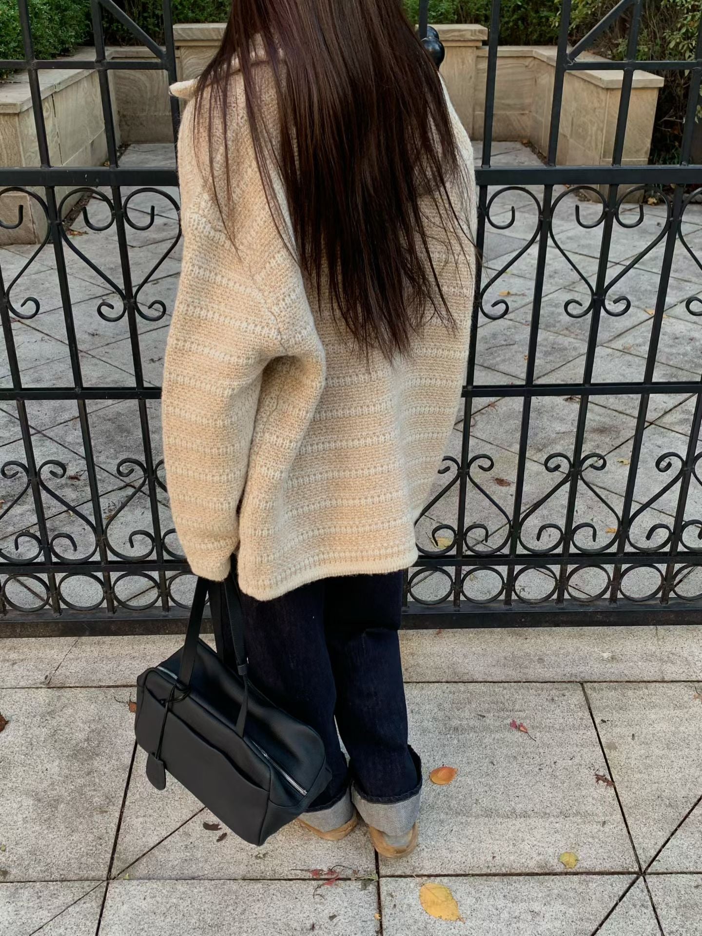 Bloom Embroidered Cardigan | 細緻羊毛針織外套