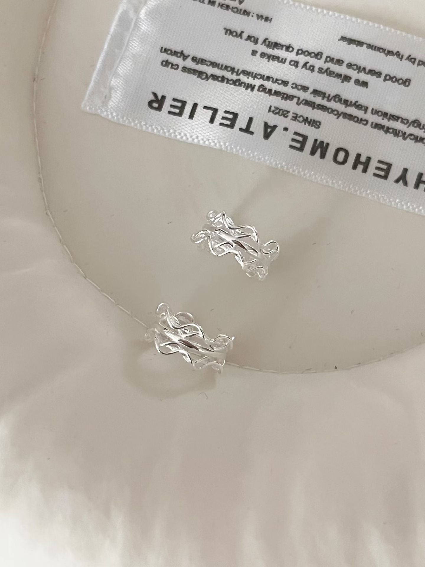 Twisted Silver Ear Cuff | 扭紋線條耳扣￼