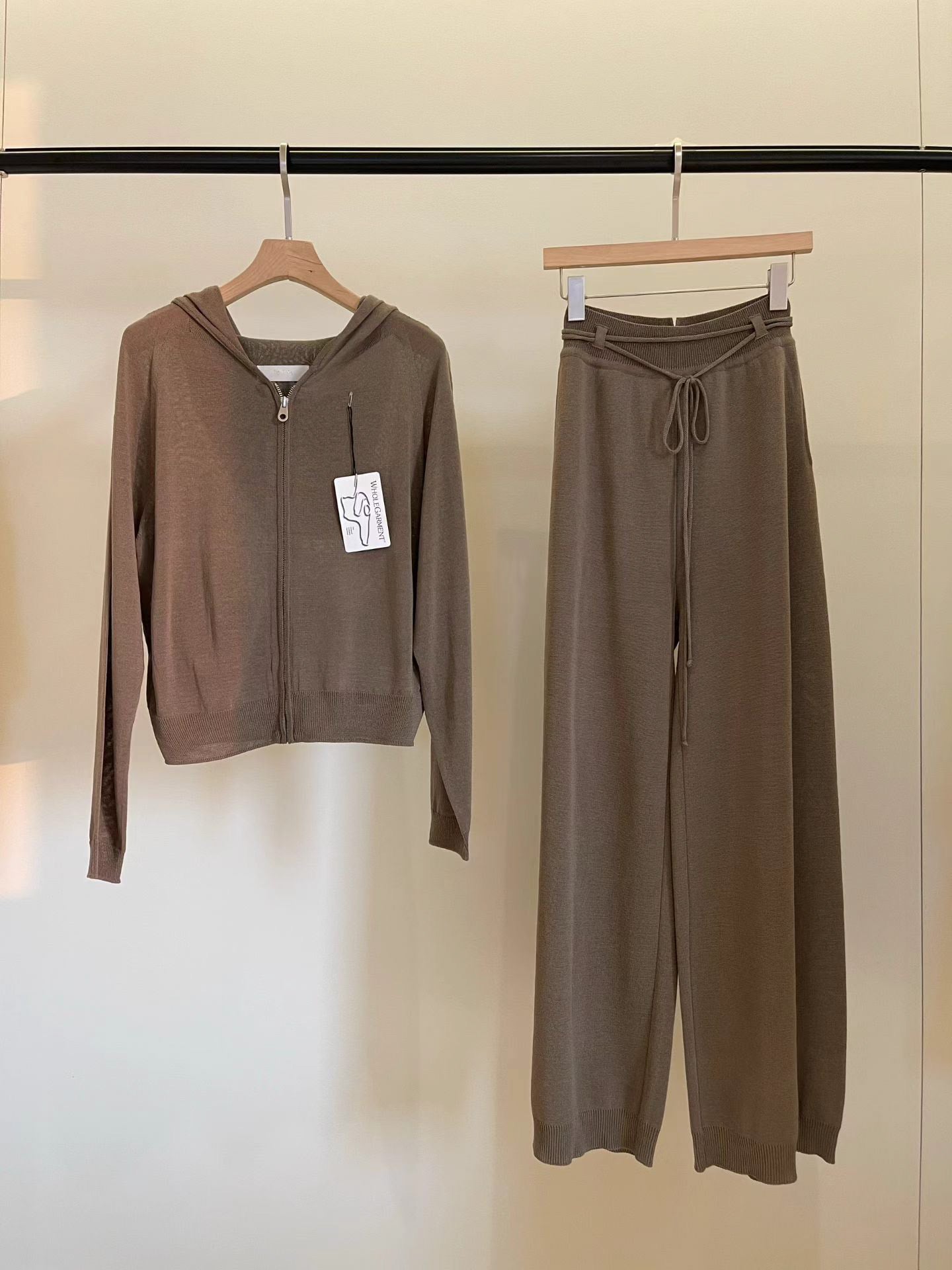[𝑳𝒊𝒏𝒆𝒏 𝑬𝒅𝒊𝒕] Wholegarment - Casual Sweat Jacket