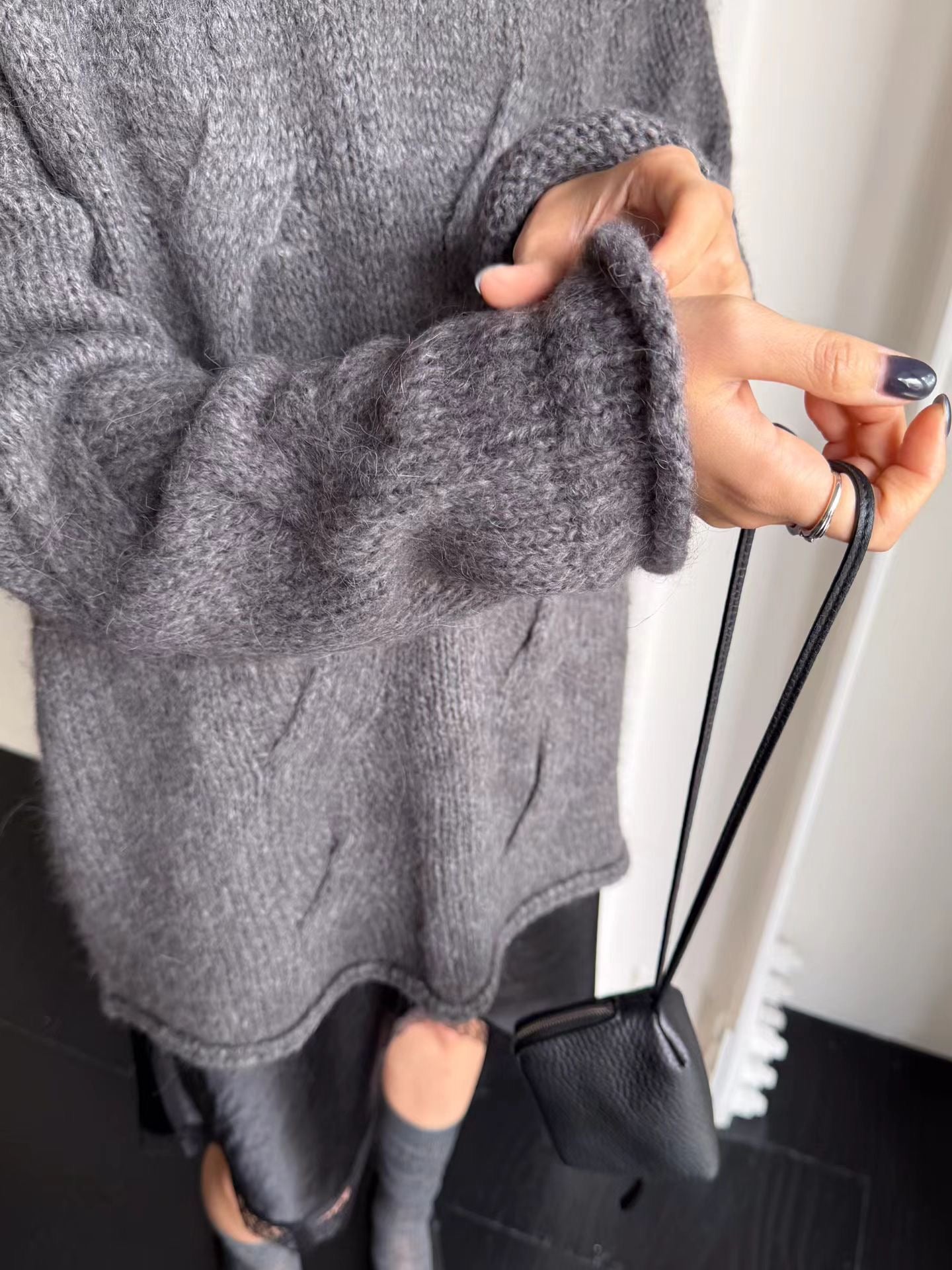 Oversized Alpaca Cable Knit | 寬版麻花羊駝針織