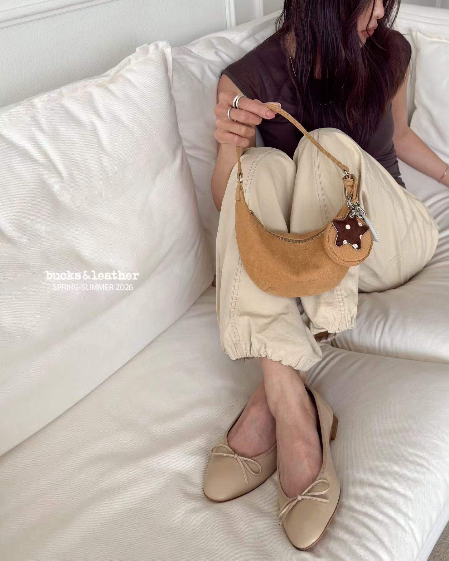 Bucks & Leather Mini Moon Shoulder Bag | 牛皮小月牙手袋