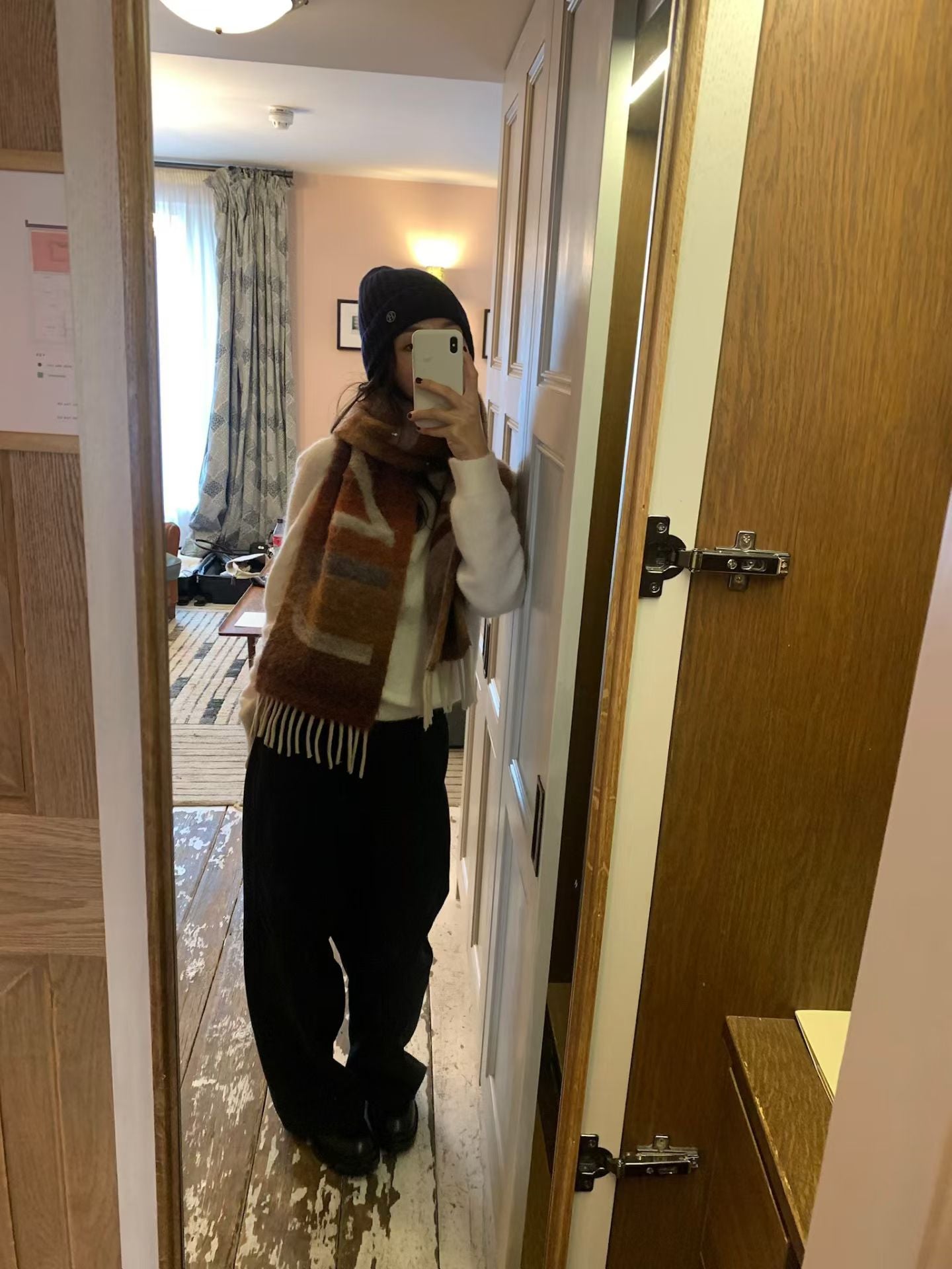 UNDERSON Abstract Wool Scarf