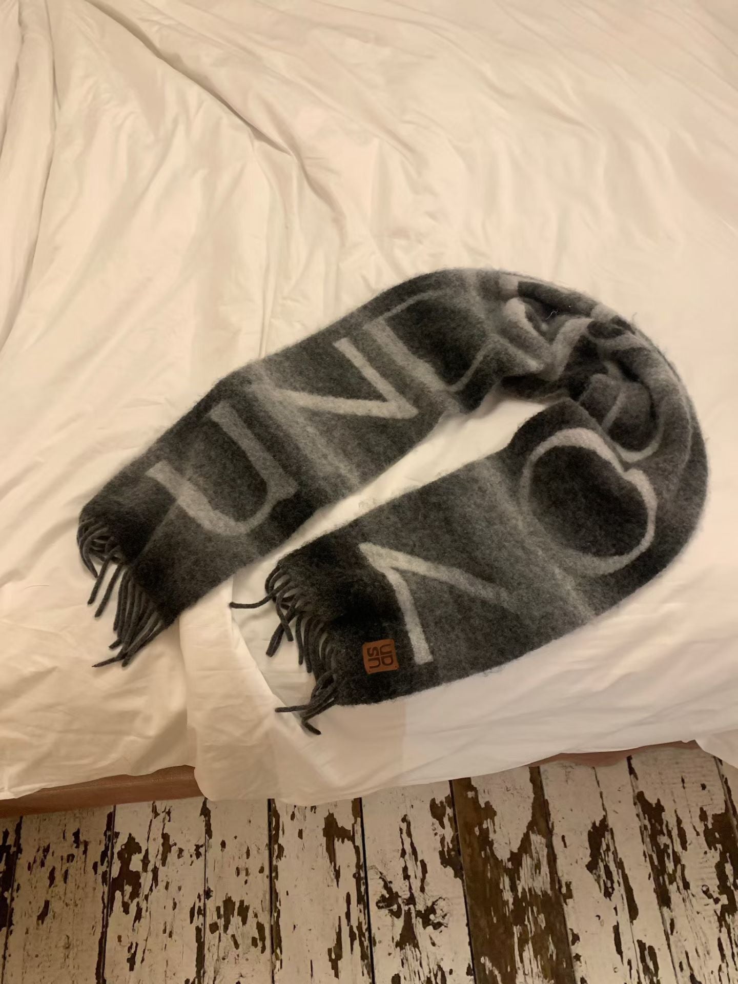 UNDERSON Abstract Wool Scarf