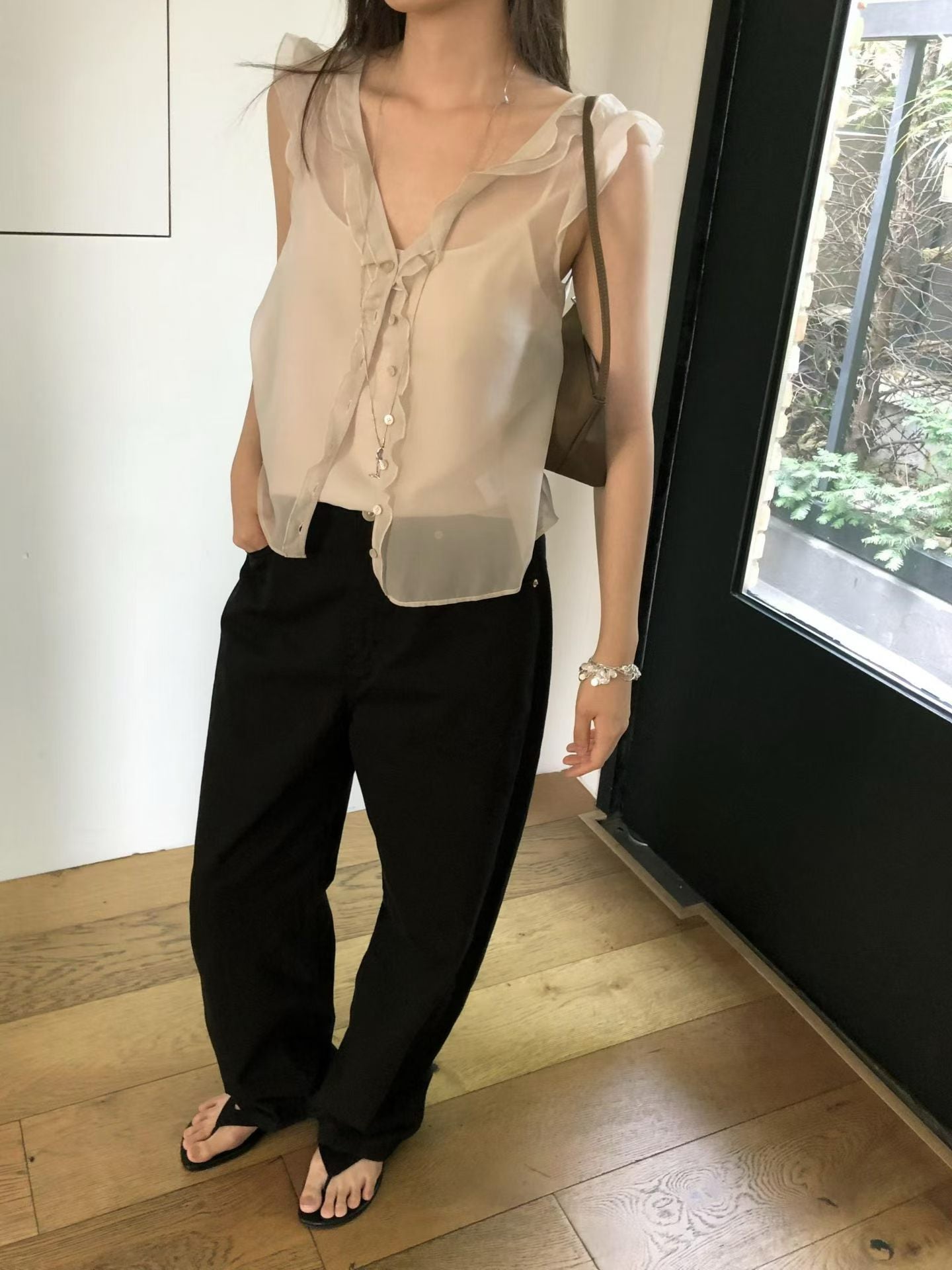 Fairy Bloom Ruffle Blouse | 仙氣荷葉滾邊小飛袖背心