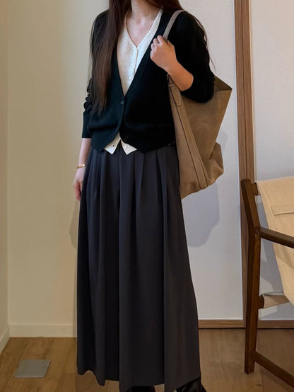 Elegant Side Buckle Flowy Wide-Leg Trousers | 飄逸闊腿側扣細節長褲