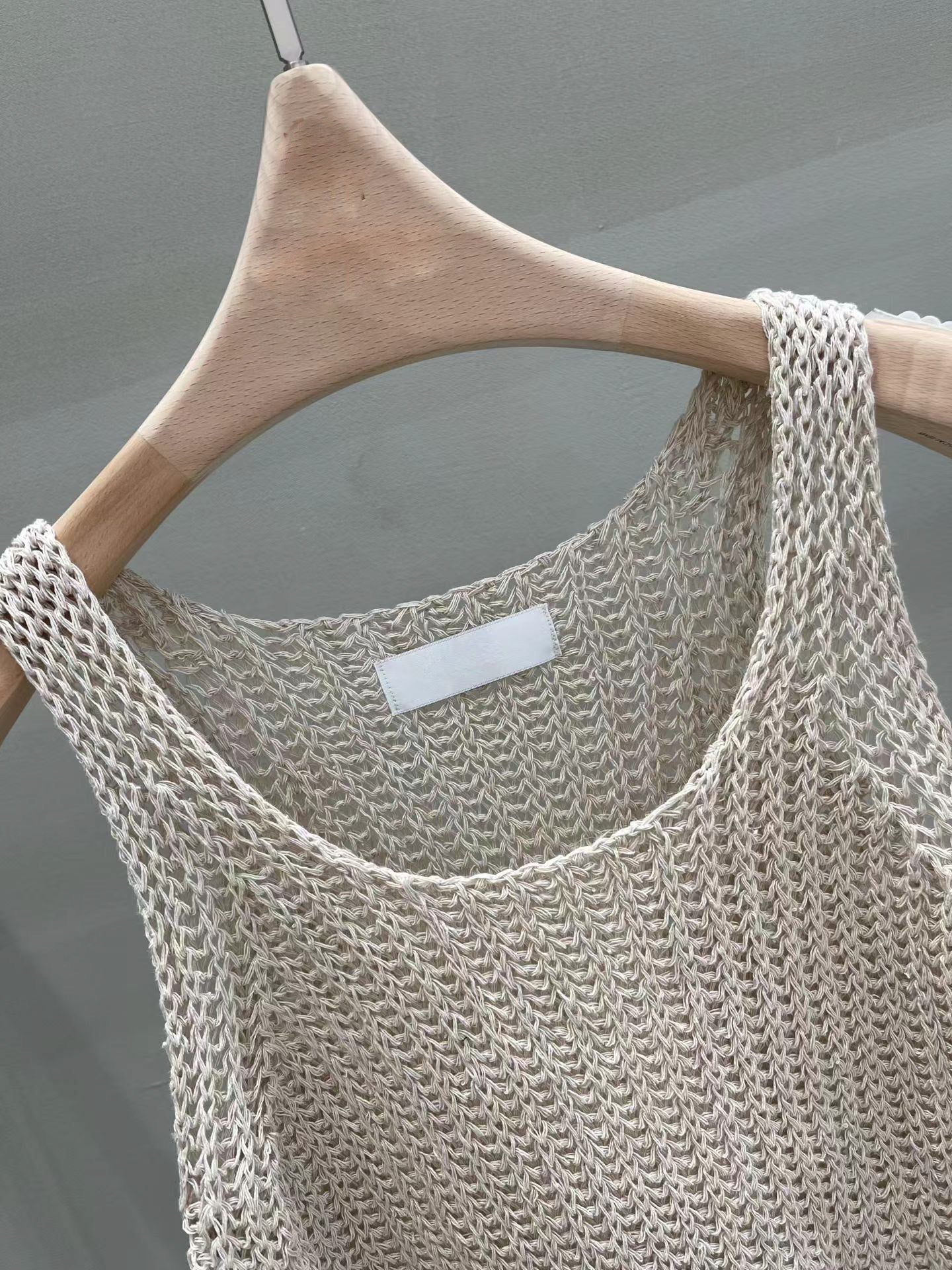 [𝑳𝒊𝒏𝒆𝒏 𝑬𝒅𝒊𝒕] Weaving Crochet U Tank |  寬肩鈎織背心