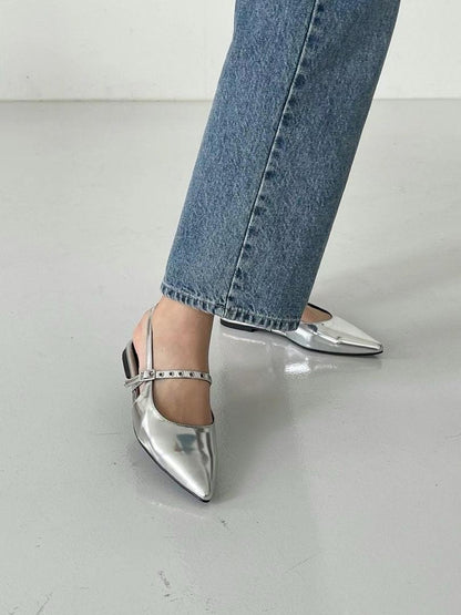 Chic Ballet Flats with Metal Detailing | 百搭優雅尖頭平底鞋