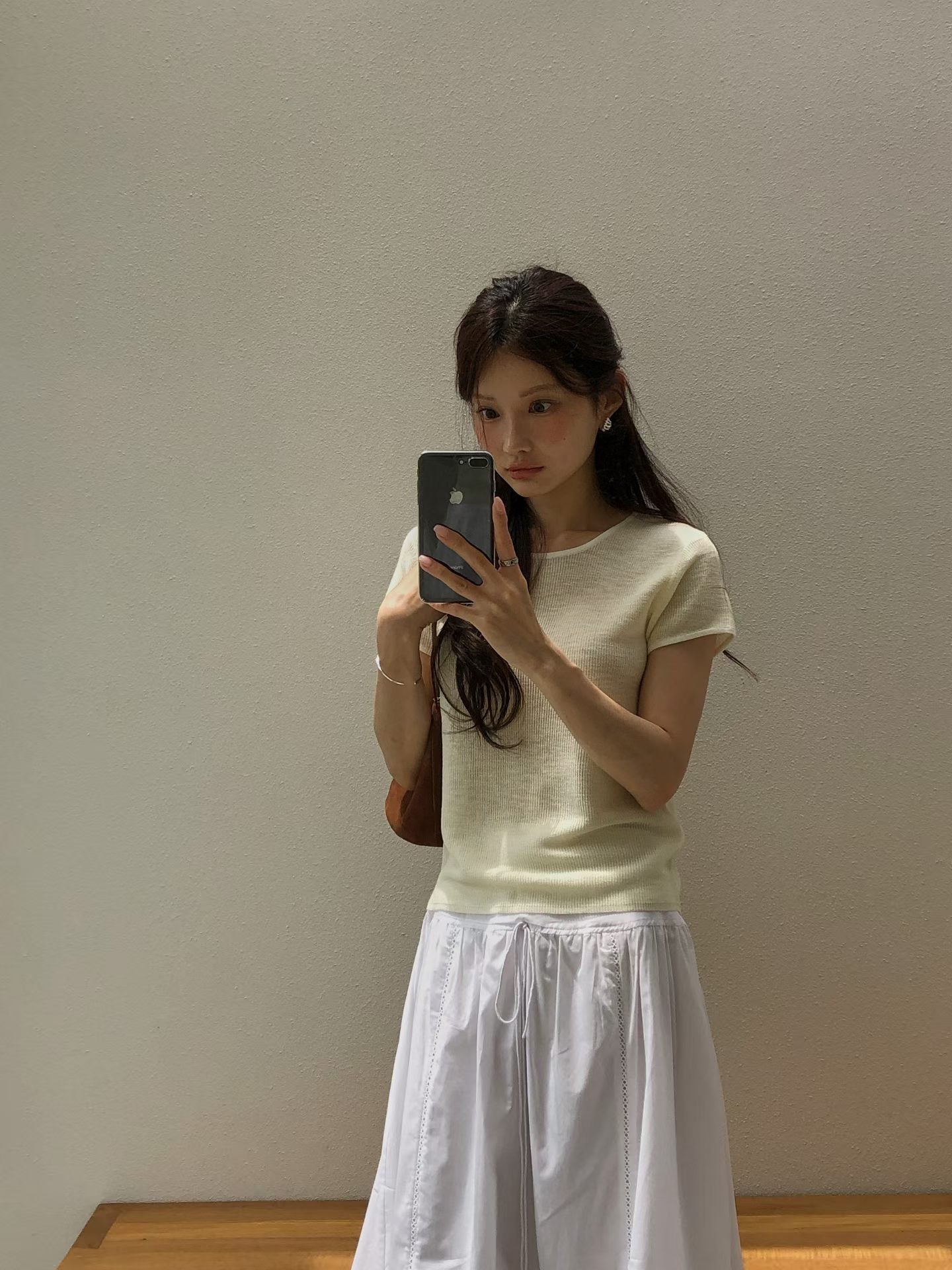 Soft Piping Halo Knit | 滾邊羽霧感輕針織上衣