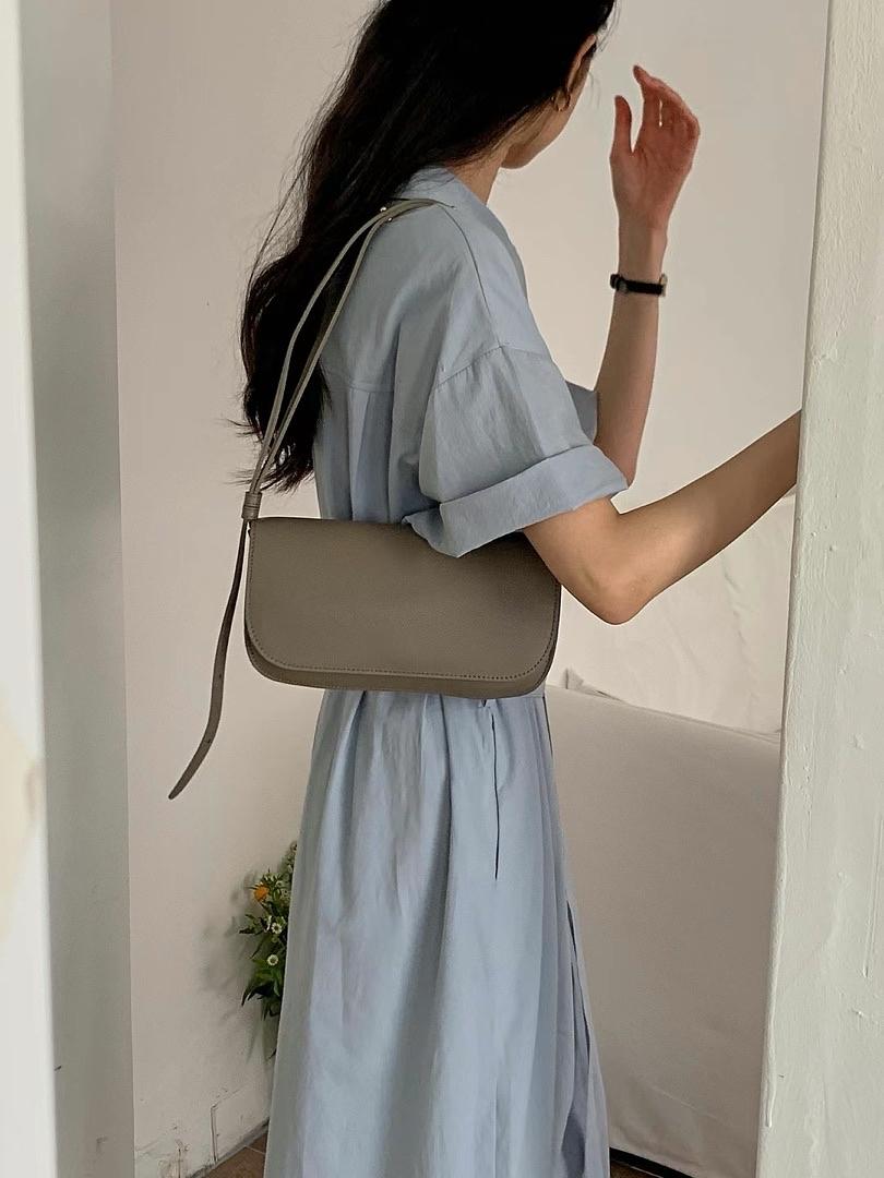 Calf Leather Baguette Shoulder Bag | 牛皮法包腋下包