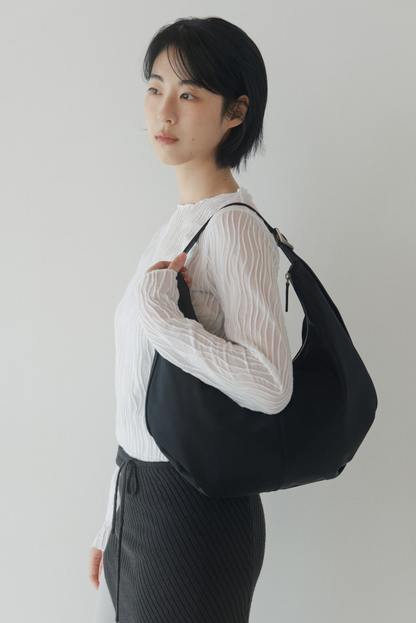 《連線期間限定》Atelier de Lumen Mossy Hobo Bag