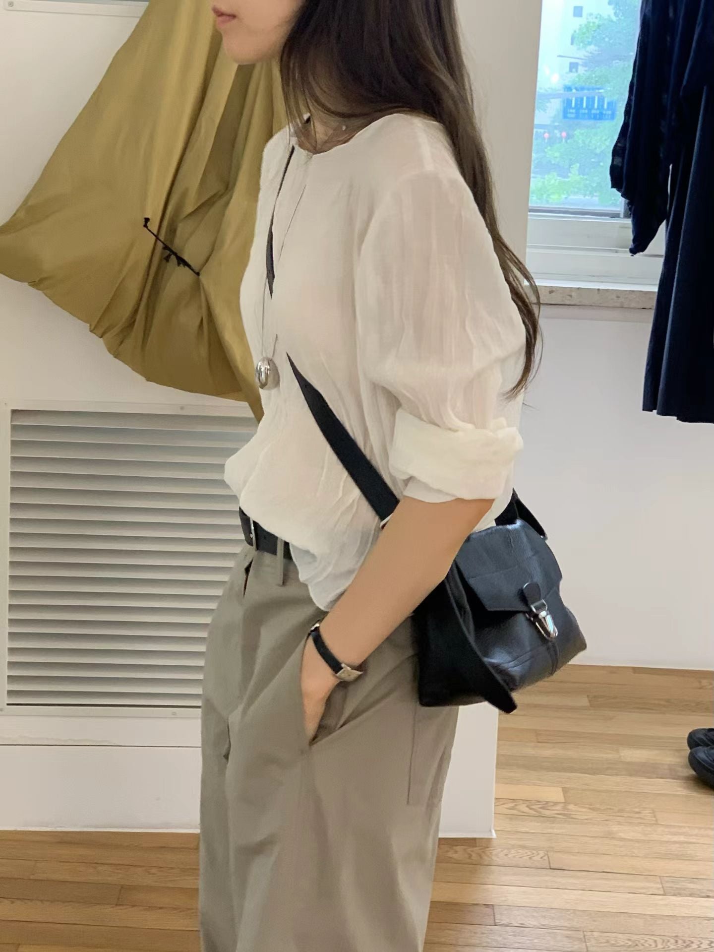 Hook-Button Crinkle Veil 2-way Top | 皺褶輕紗鉤扣2-way罩衫