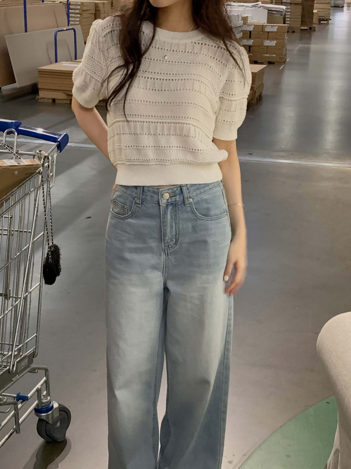 Delicate Embroidered Cropped Top | 精緻通花短版上衣